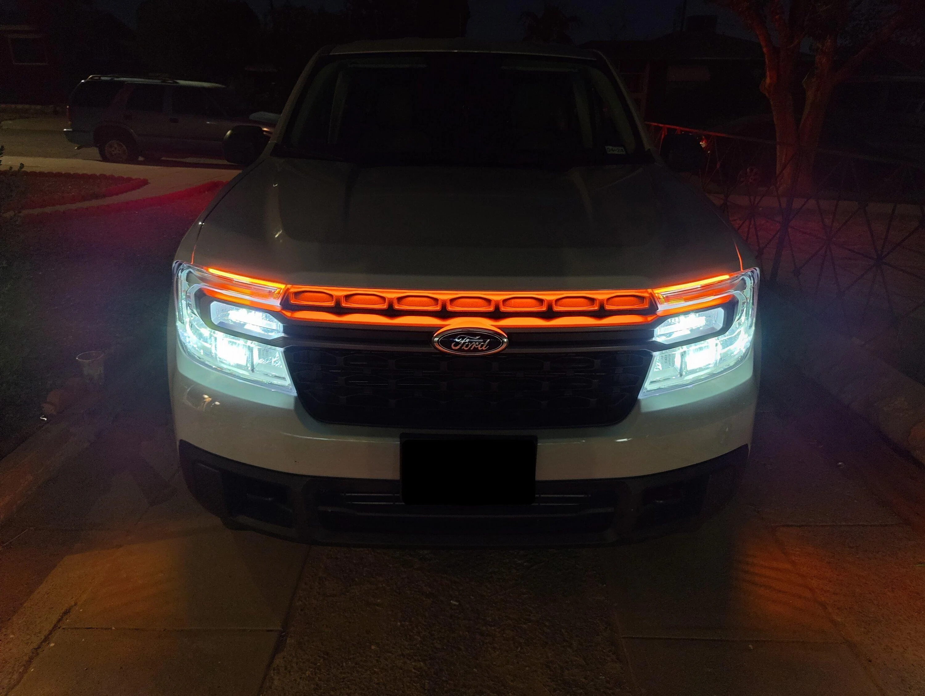 Ford Maverick Maverick grill LED amber accent down lights IMG20220626205933