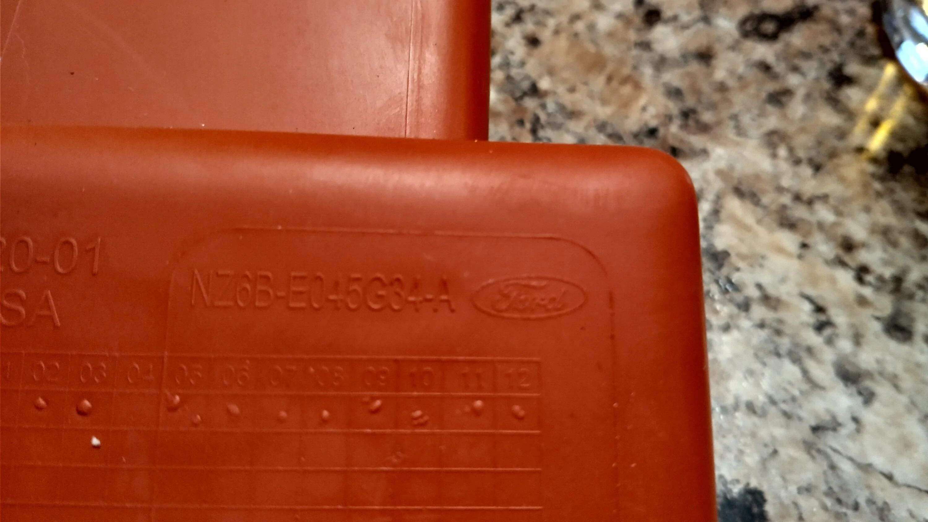 Ford Maverick Part number of rubber center console pads/mats ? IMG_20220701_180044317_HDR