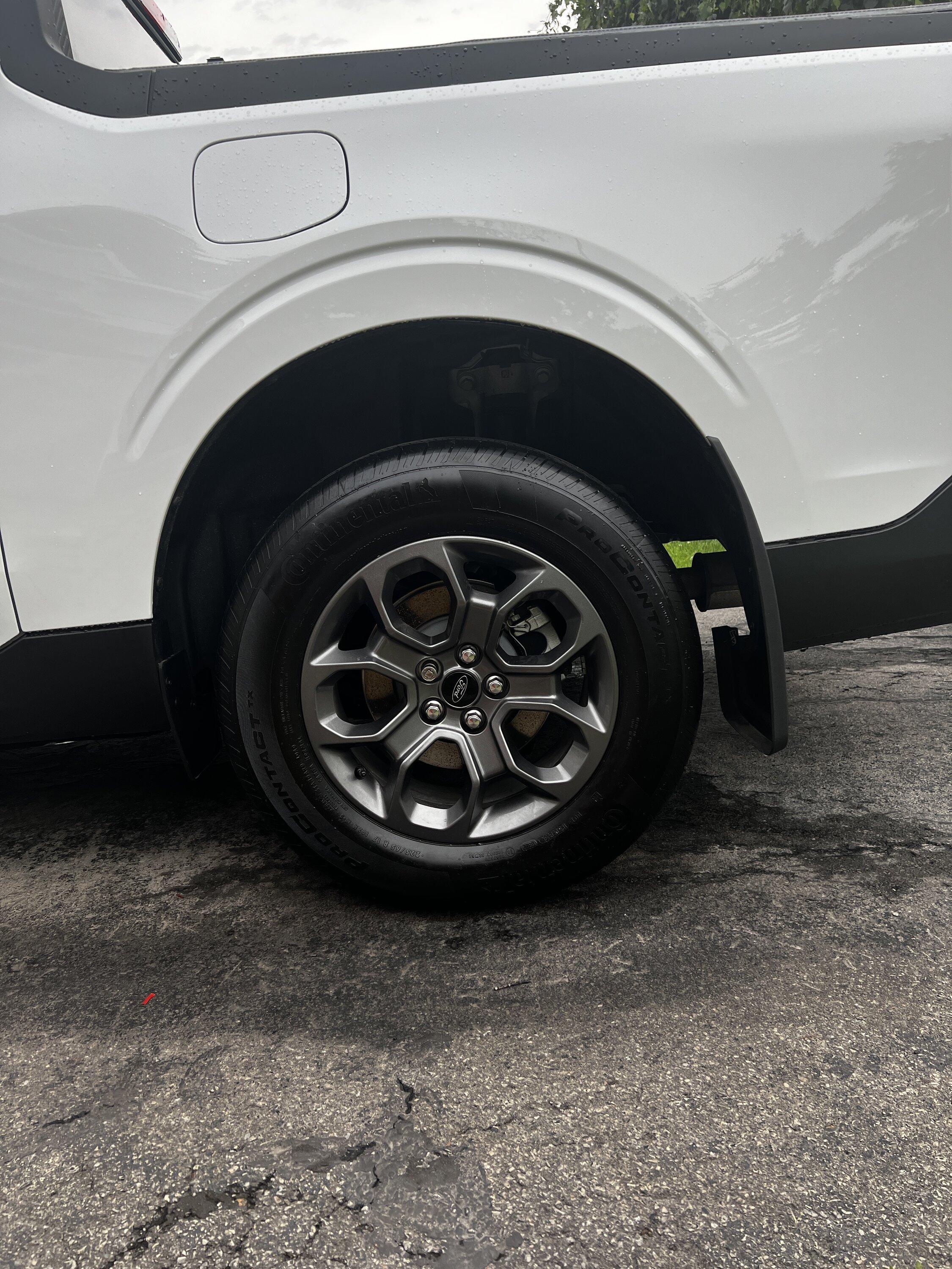 Ford Maverick Lug nuts requirements on Escape steelies IMG-1009.JPG
