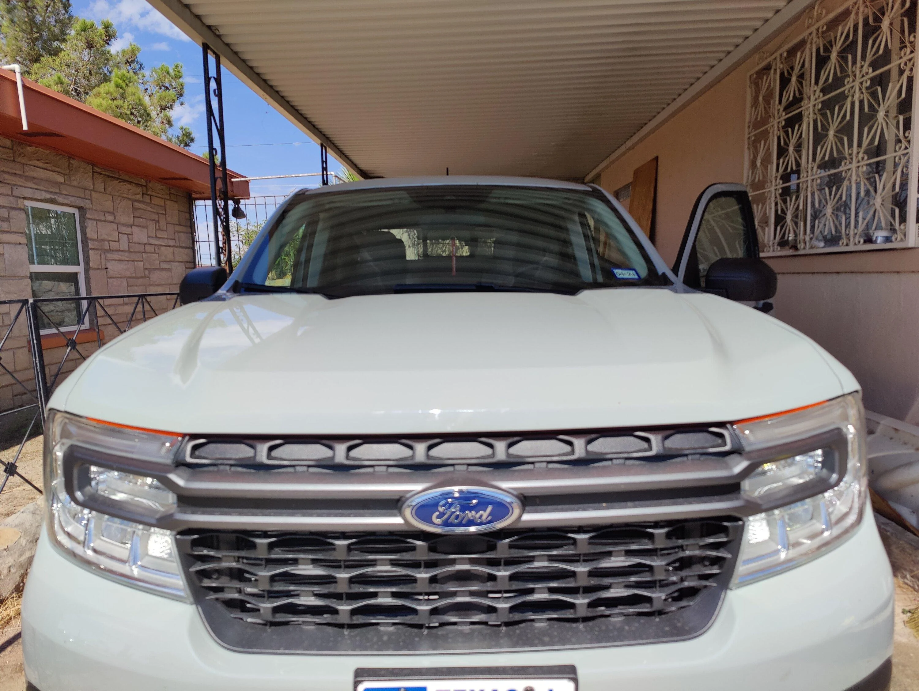 Ford Maverick Maverick grill LED amber accent down lights IMG20220701101853