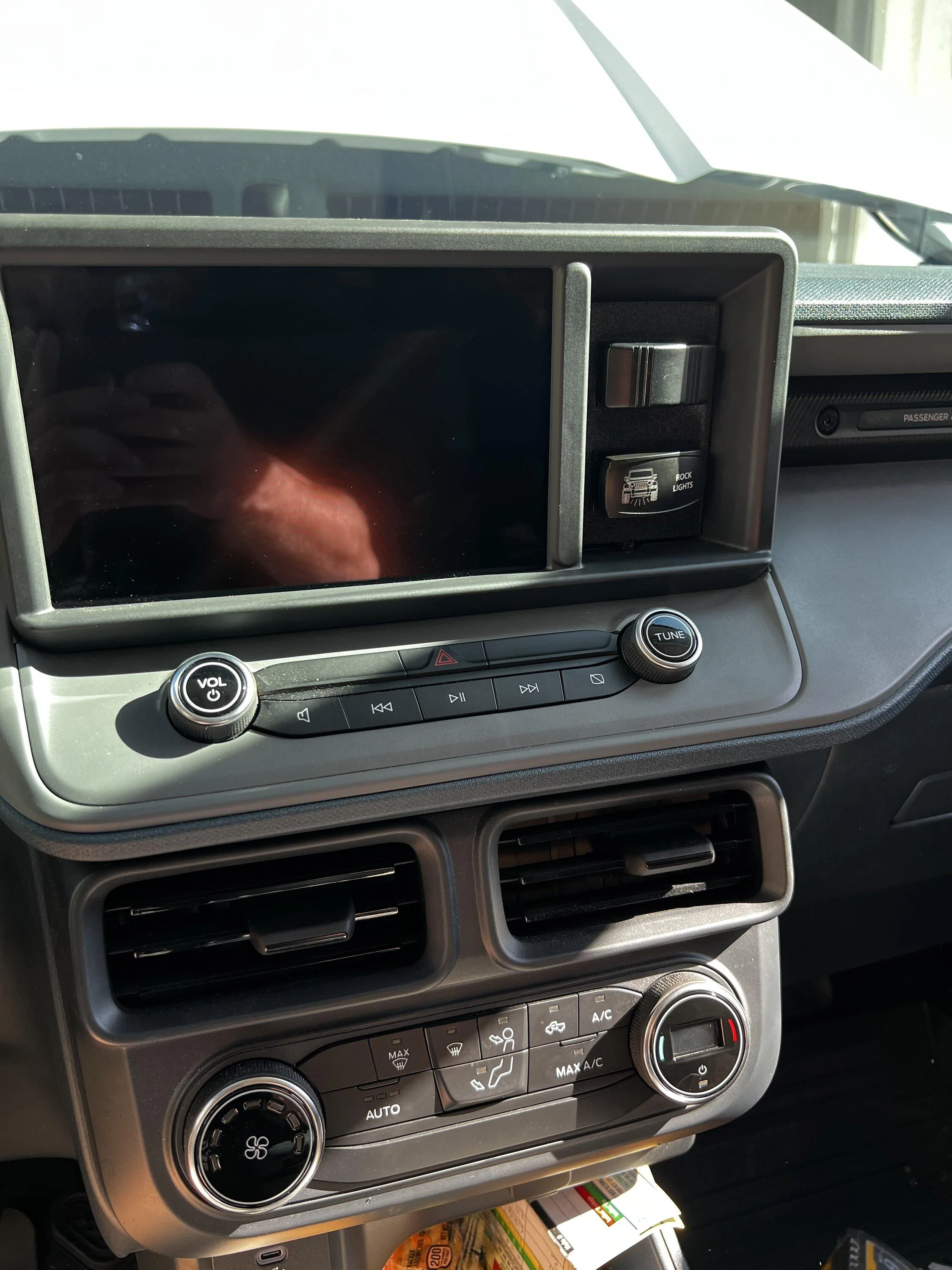 Ford Maverick Dash cubby hole -- what's in yours? 📸 9D97C4D6-040A-4369-8A95-7B5076654170