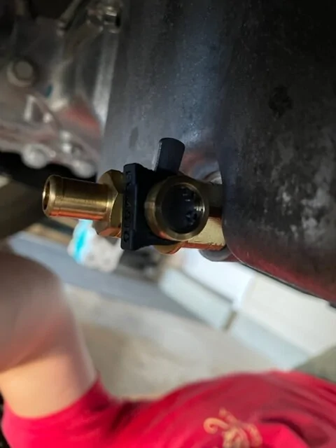 Ford Maverick Fumoto drain plug IMG_1824