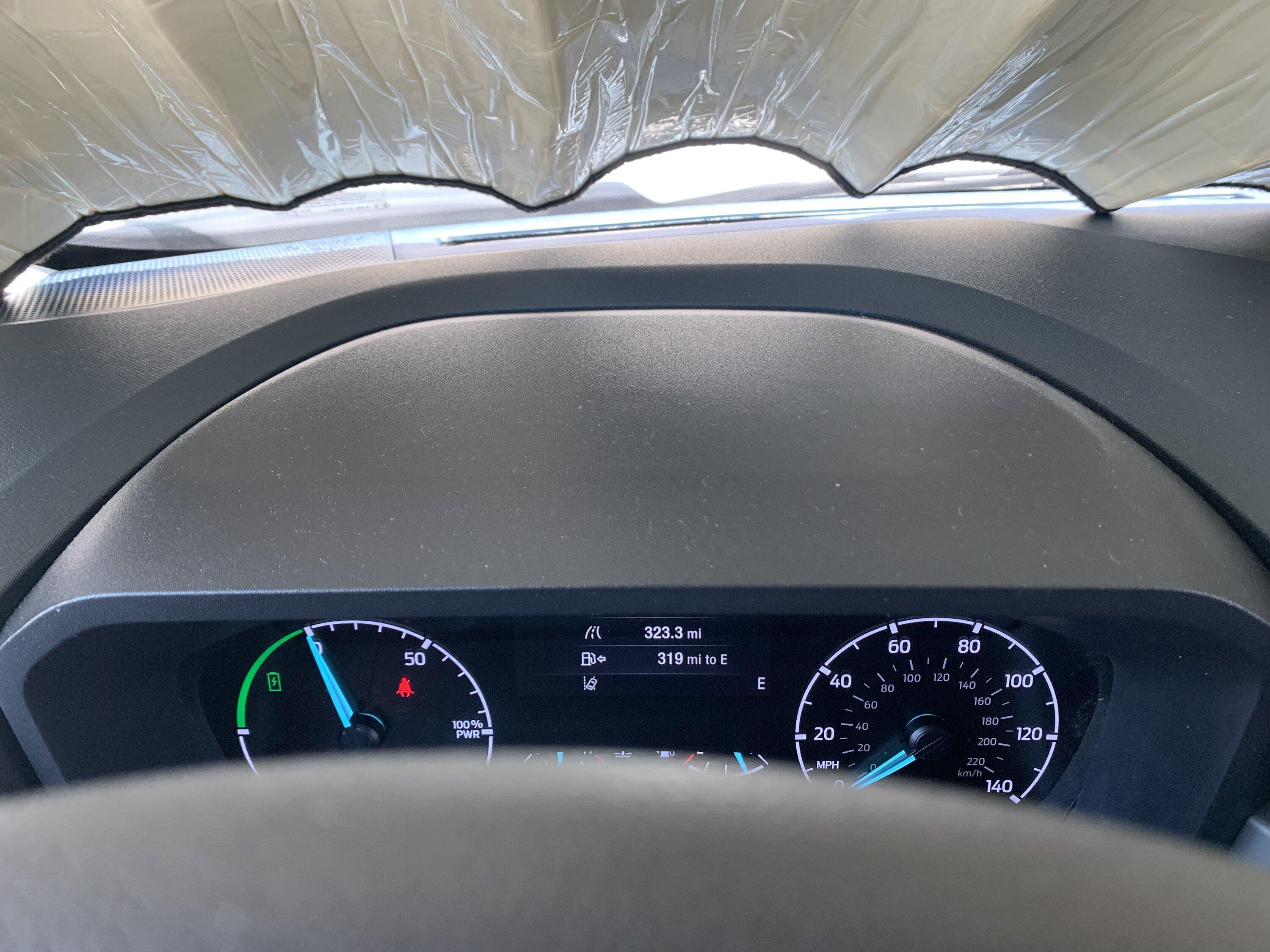 Ford Maverick Sticky Dash 354A970A-13EE-49DB-AD5C-AC3147D50E17