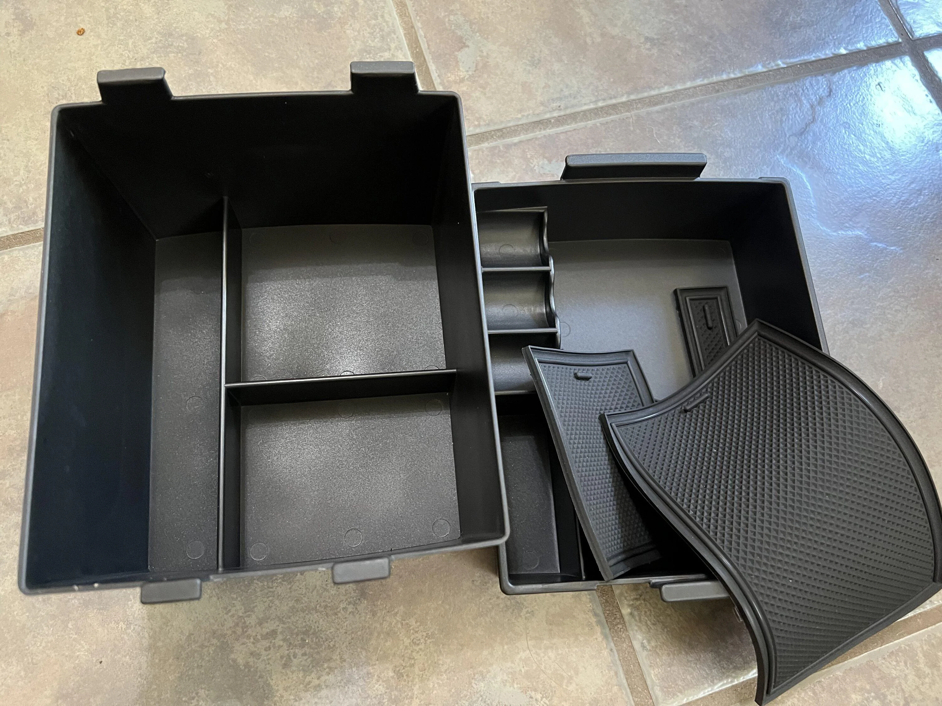 Ford Maverick Center console organizer F26B9D8B-E12E-4812-B309-A46648906CAF