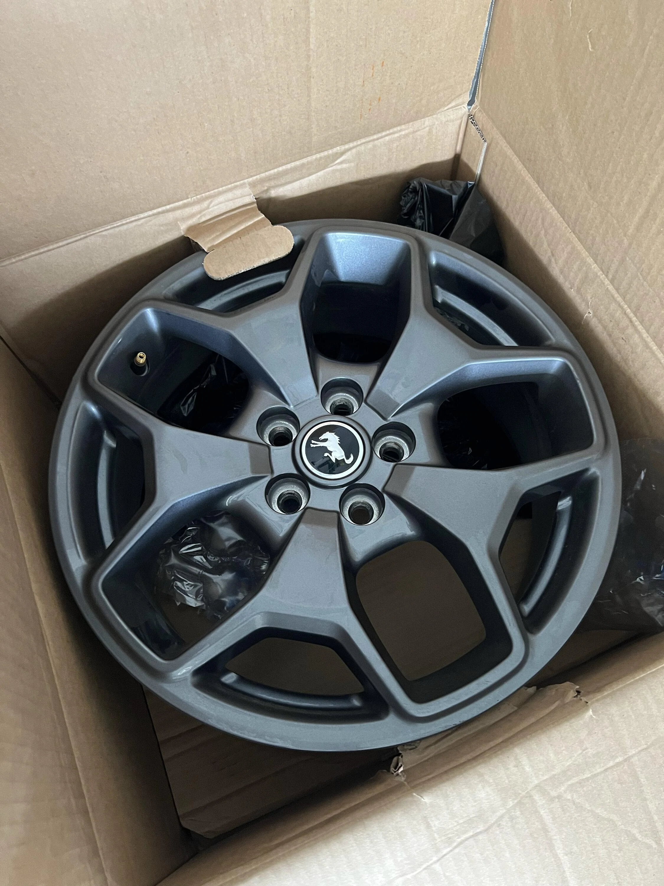 Ford Maverick **Now Splitting* *Bronco Sport Badlands OEM Wheels IMG_0286