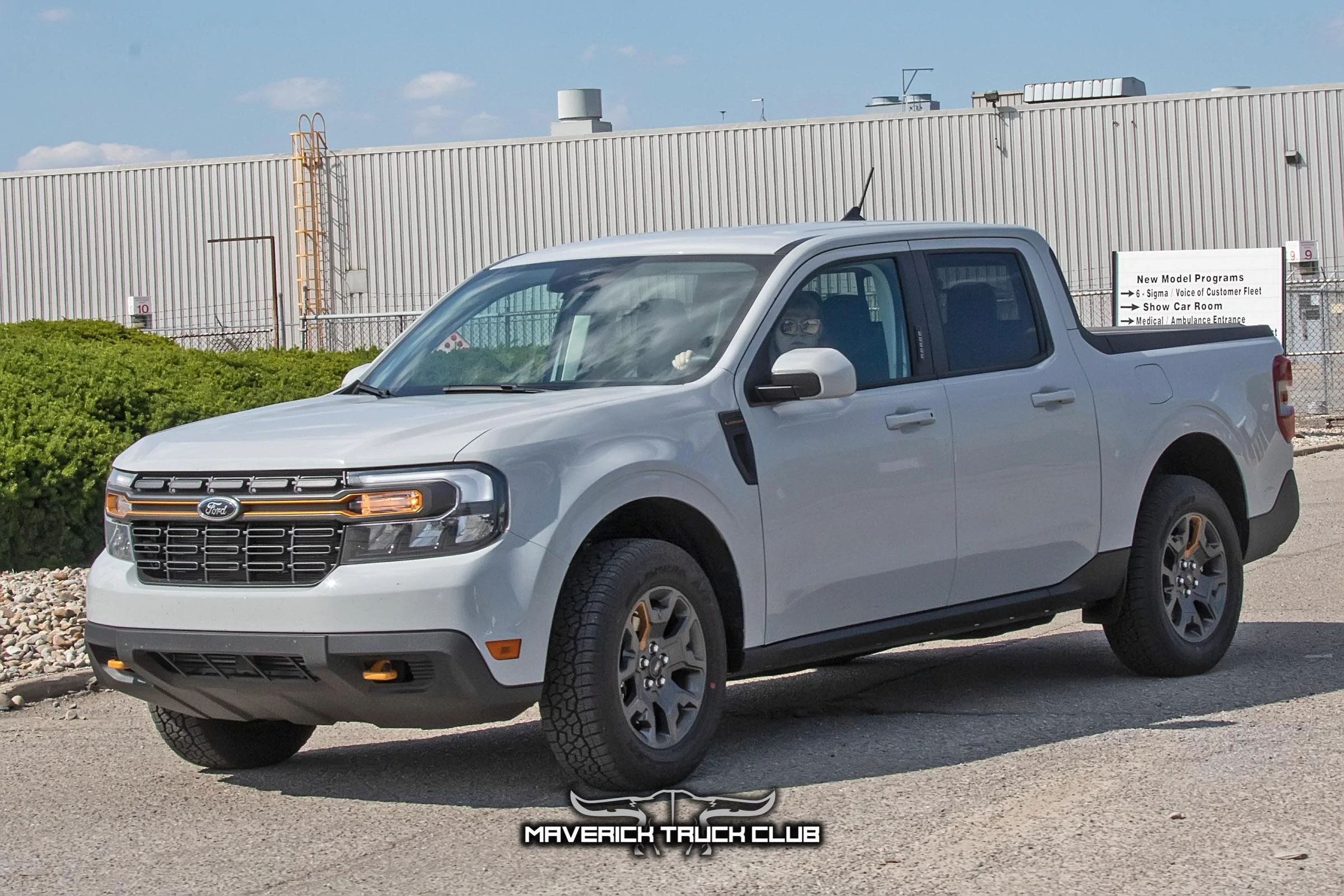 Ford Maverick Tremor 1.jpg