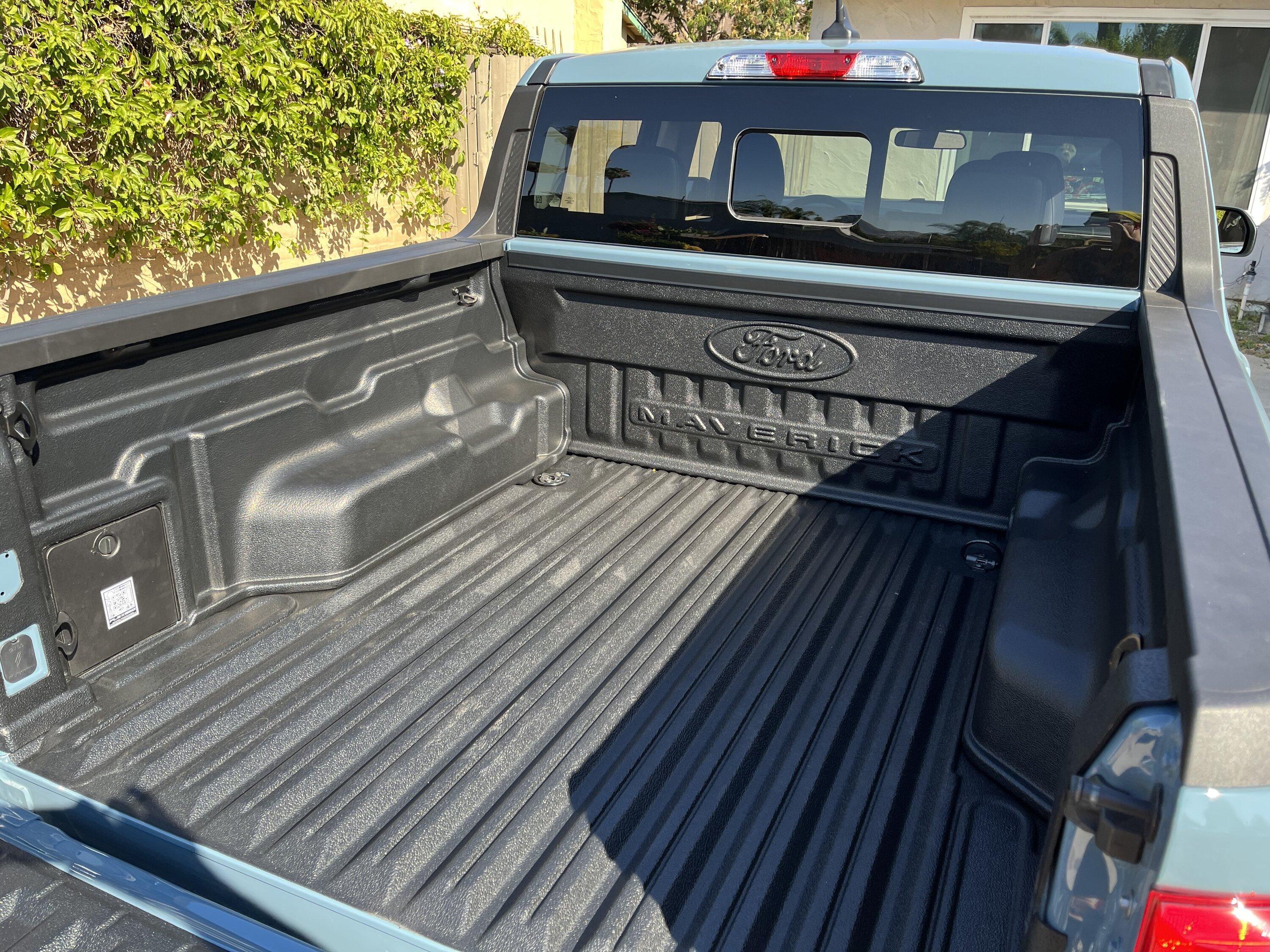 Ford Maverick Truxedo ProX15, factory bed liner, tailgate assist. 9A3EFBF5-4986-4271-A2BA-0ED13D0C57C0