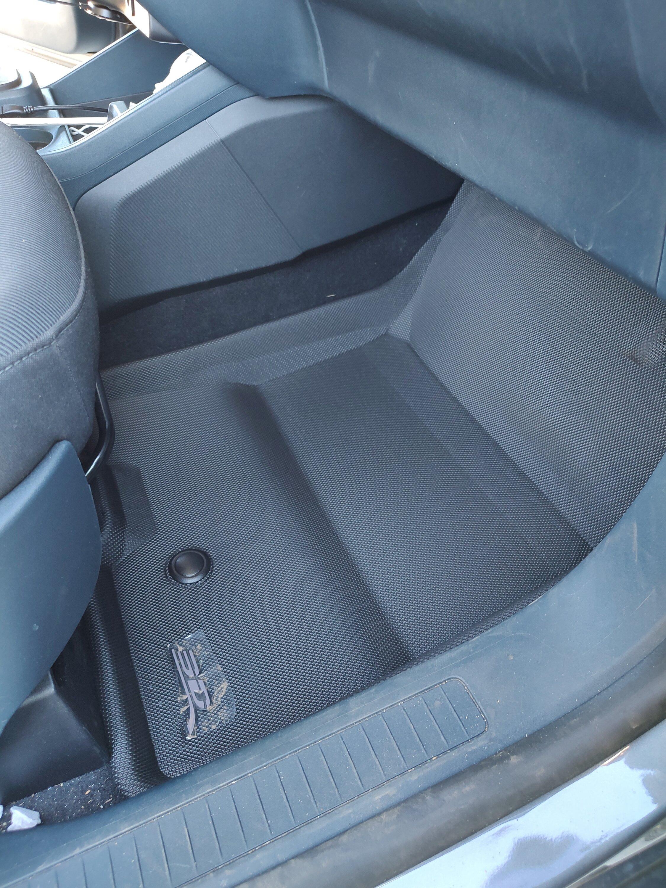 Ford Maverick Floor Liners / Mats - Ford vs Weathertech IMG_20220722_183032411