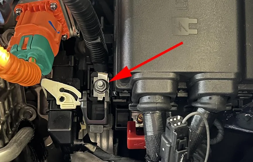 Ford Maverick ****REGARDING DEAD HYBRID MAVERICKS ISSUE**** Maverick_terminal