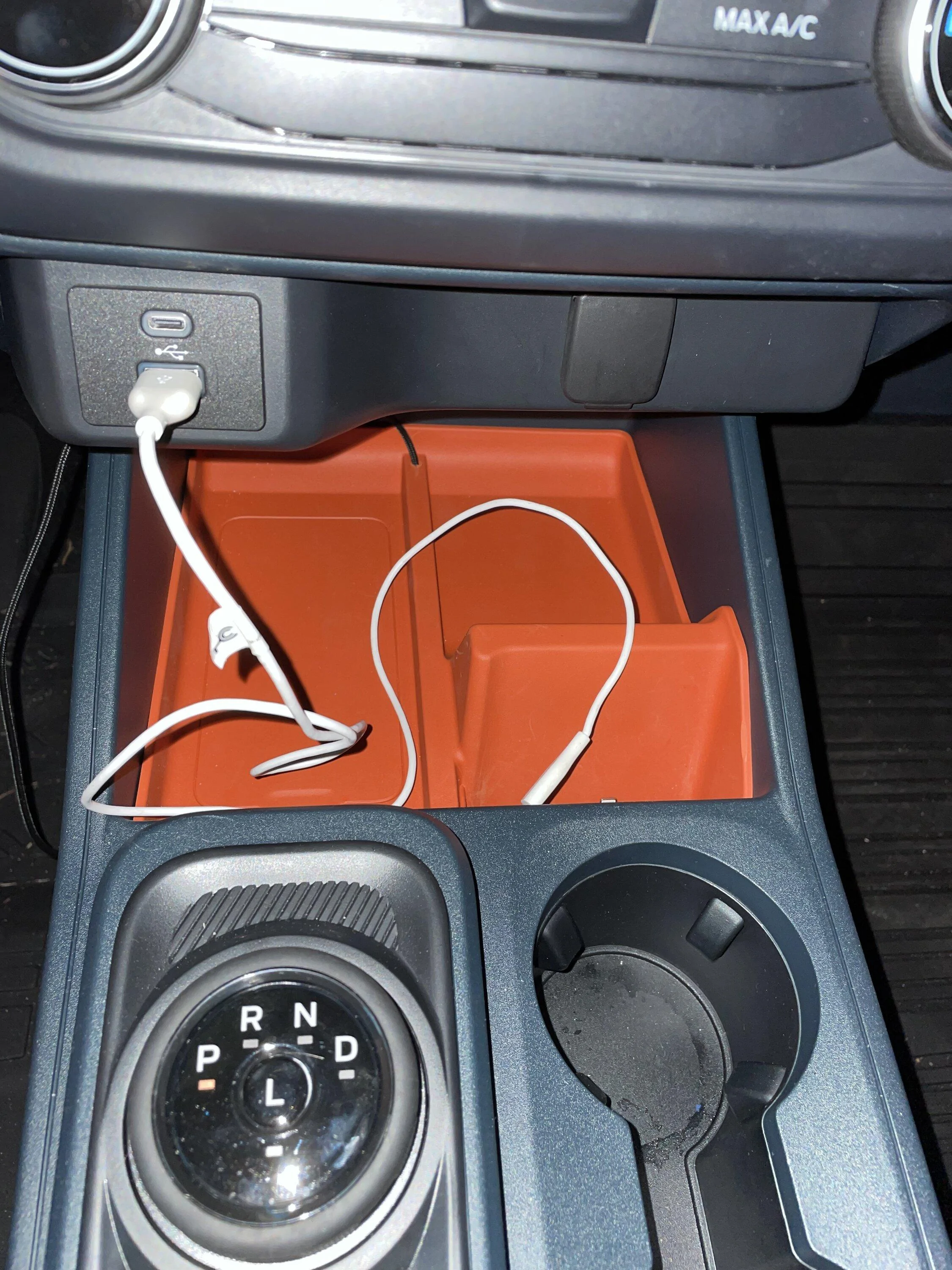 Ford Maverick One handed, decluttered Apple CarPlay/Android Auto EB7C13B3-9820-4CBF-A643-EB1C87A63385