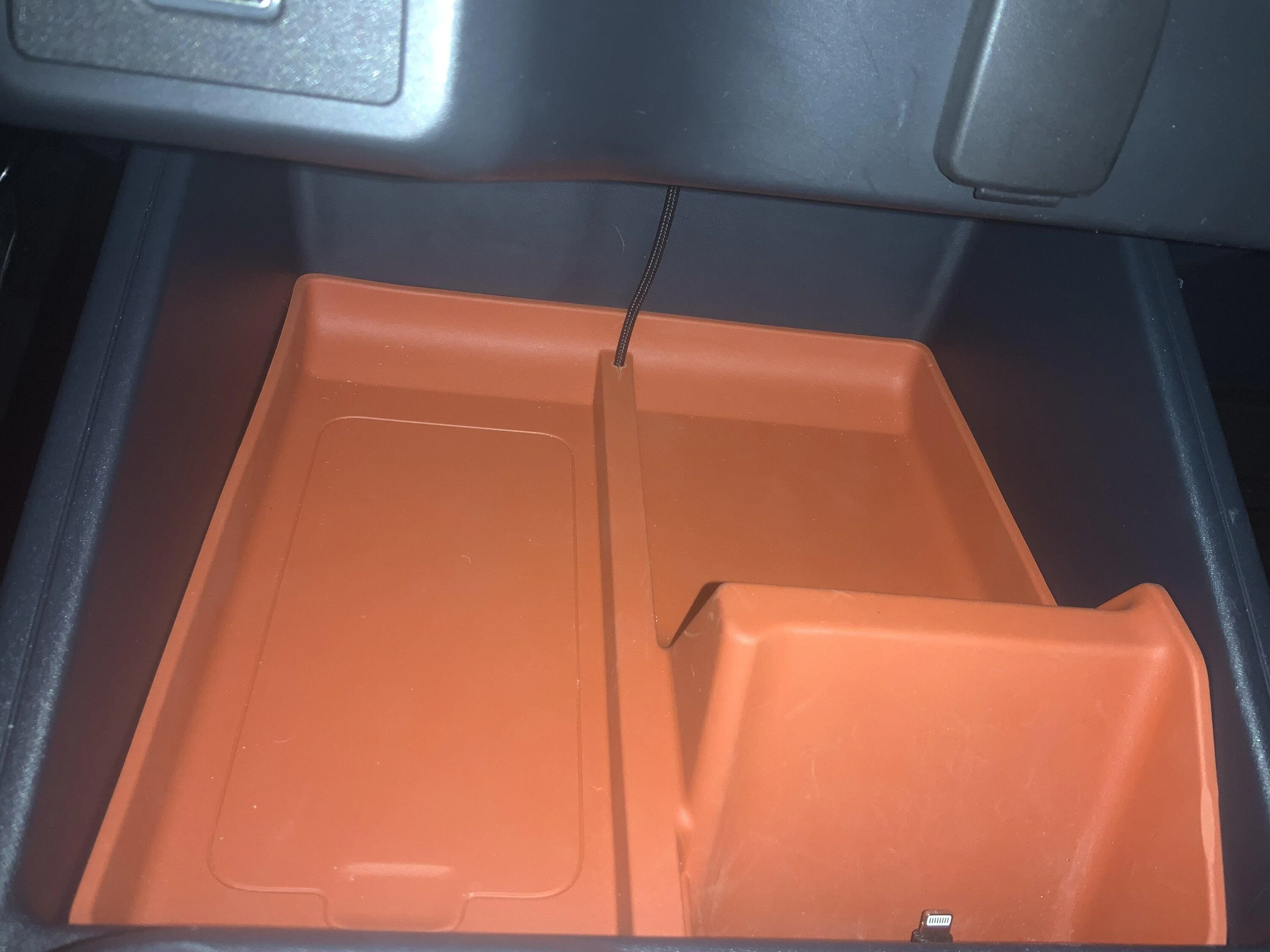 Ford Maverick One handed, decluttered Apple CarPlay/Android Auto 0E9D8D03-31CA-4519-B191-50631CC90E37