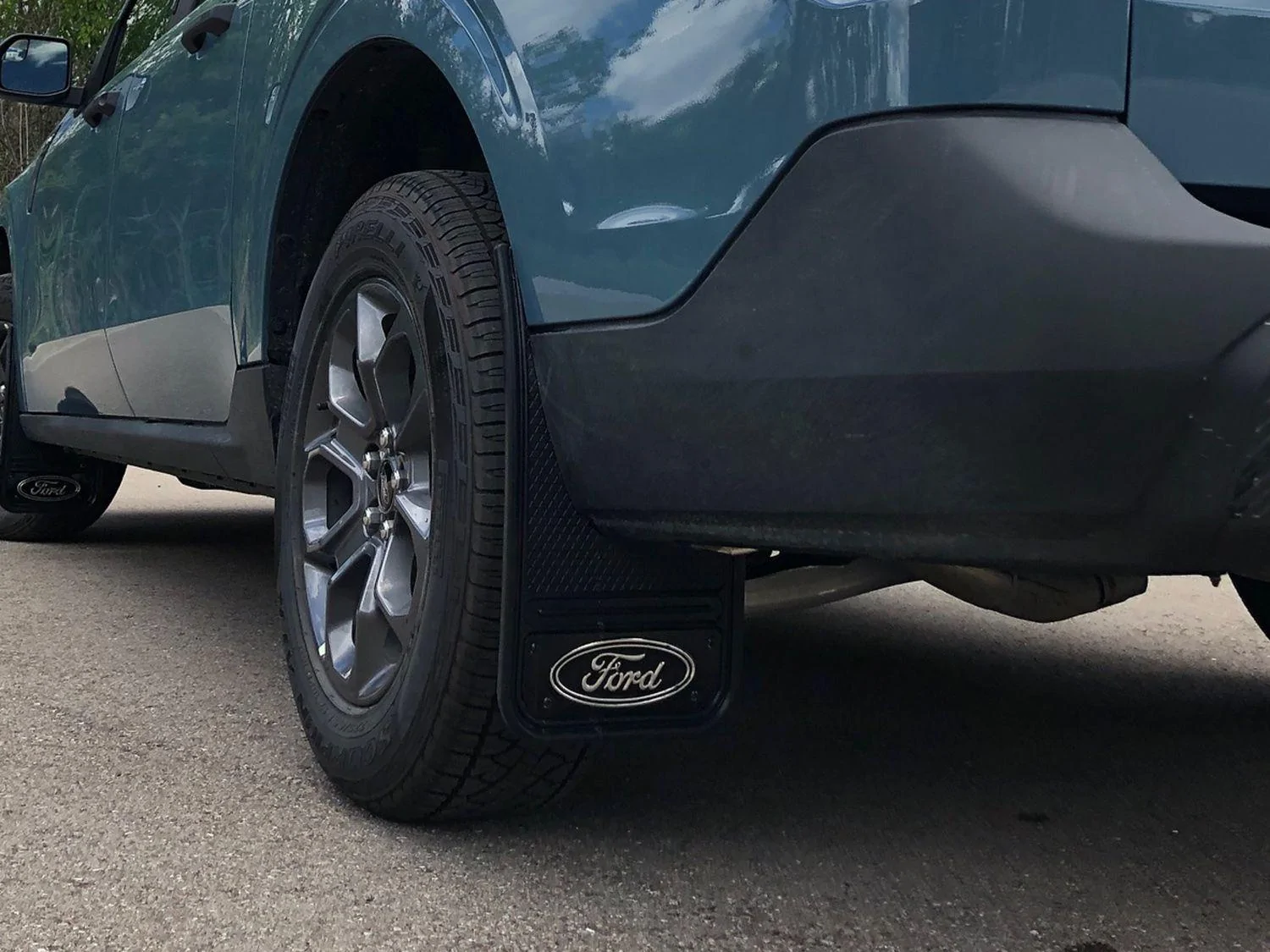 Ford Maverick FORD ACCESSORIES Parts & Website for 2022 Maverick Officially Launches 🚀 2022 Ford Maverick Area 51 Splash Guards - Gatorback, Rear Pair, Heavy-Duty, Black Oval Logo 
