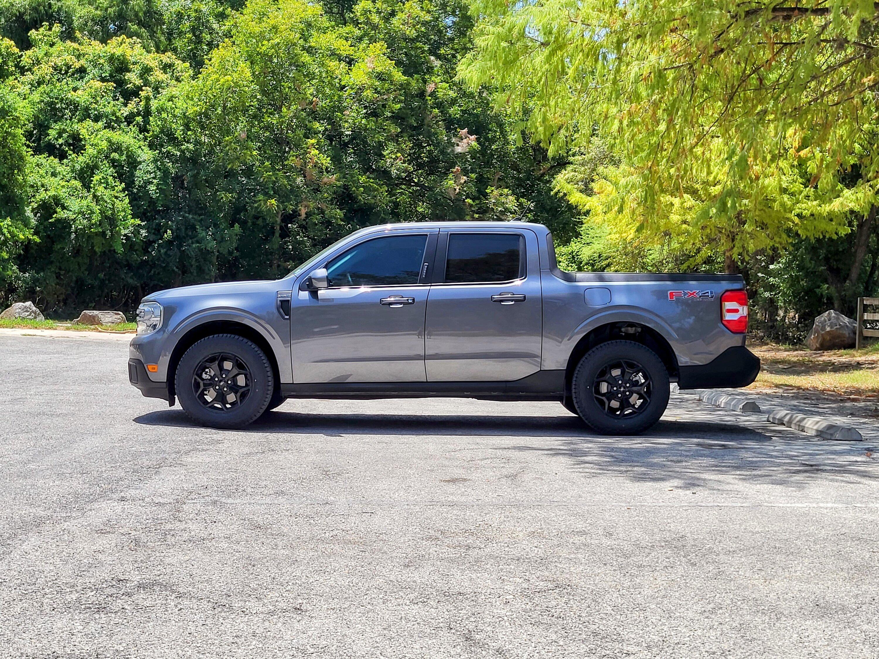Ford Maverick CARBONIZED GRAY Maverick Photos Thread 20220804_130724~2