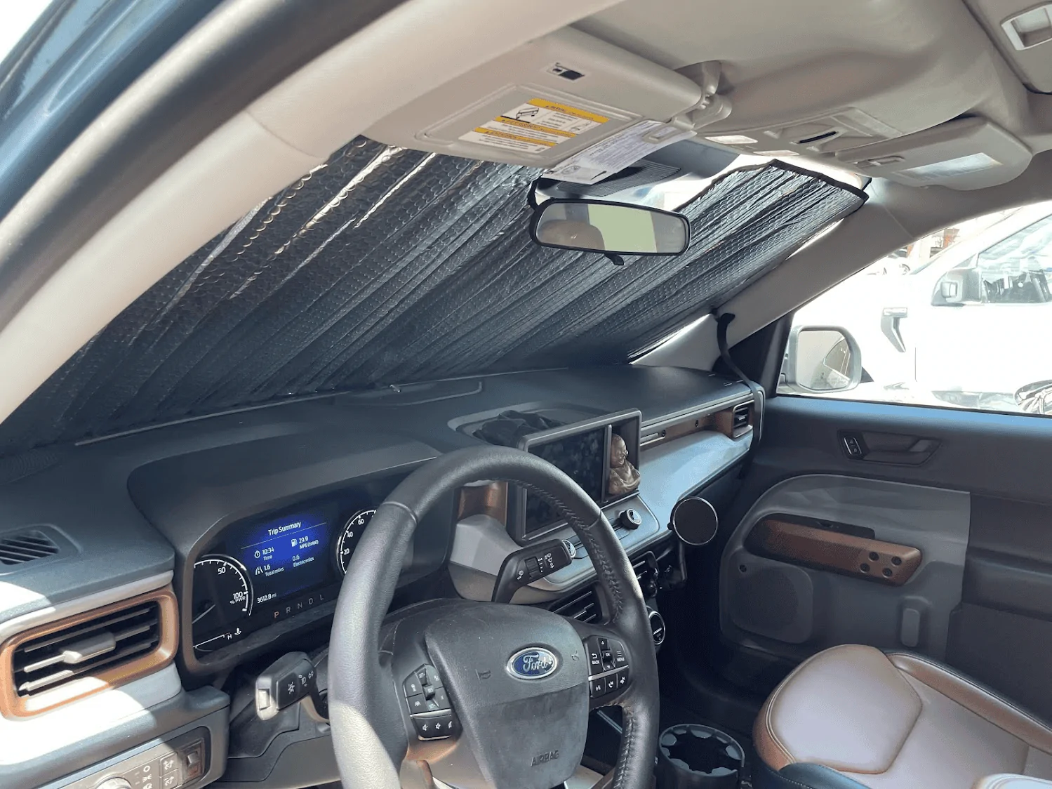 Ford Maverick Windshield sunshade which did you buy? 1659979749913