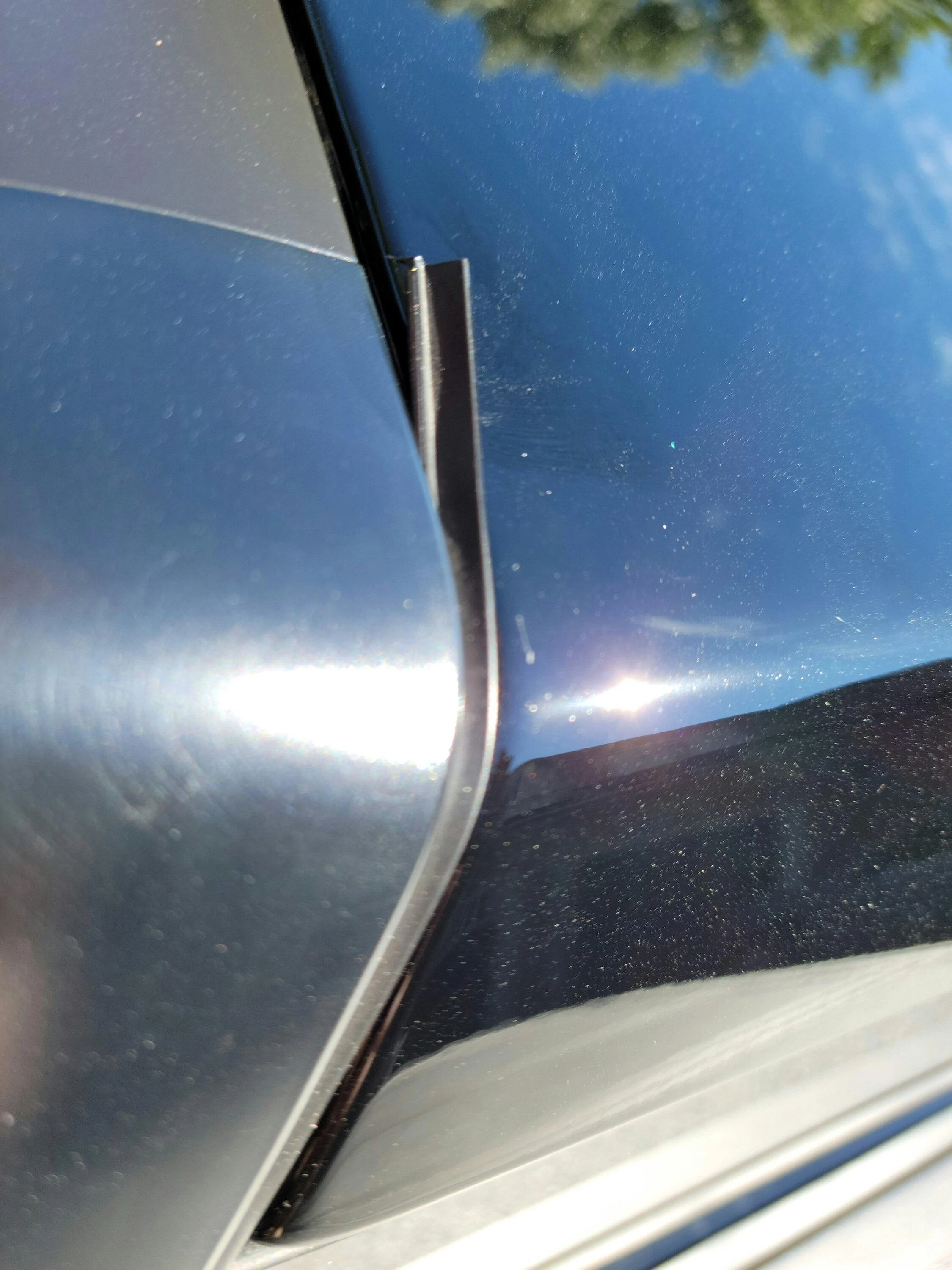 Ford Maverick Weather stripping? how to fix? 20220814_104658