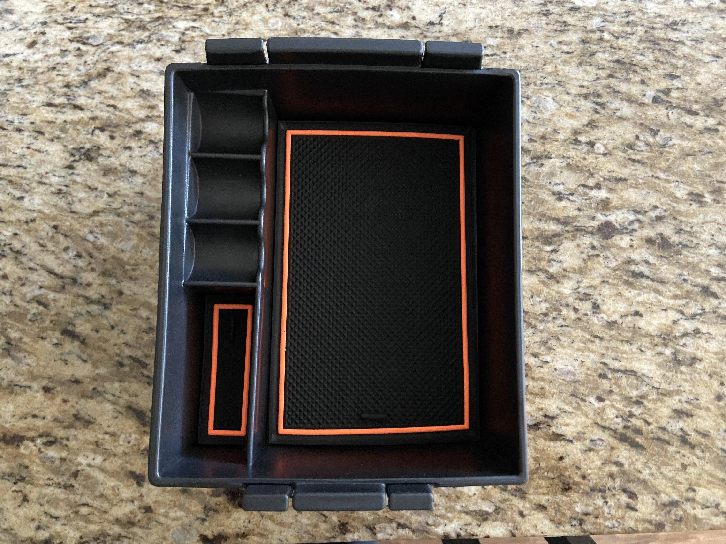 Ford Maverick Console organizer with orange C052E5C1-D79B-42E3-A6C6-09557F5BE4BF