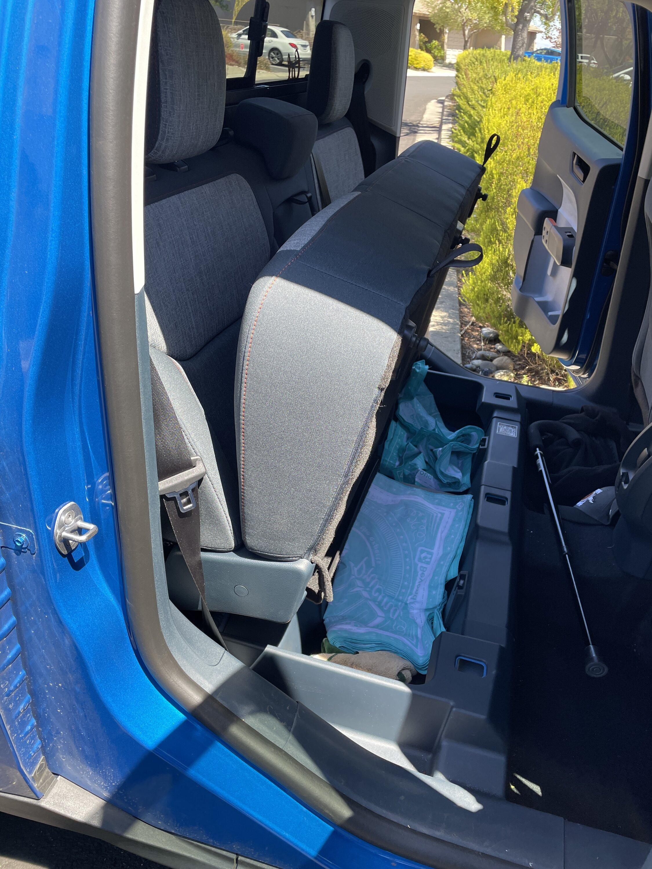 Ford Maverick Unable to put Rear Seat down 50F0AB65-EC1F-4D5C-9EC3-6322827A6AEC