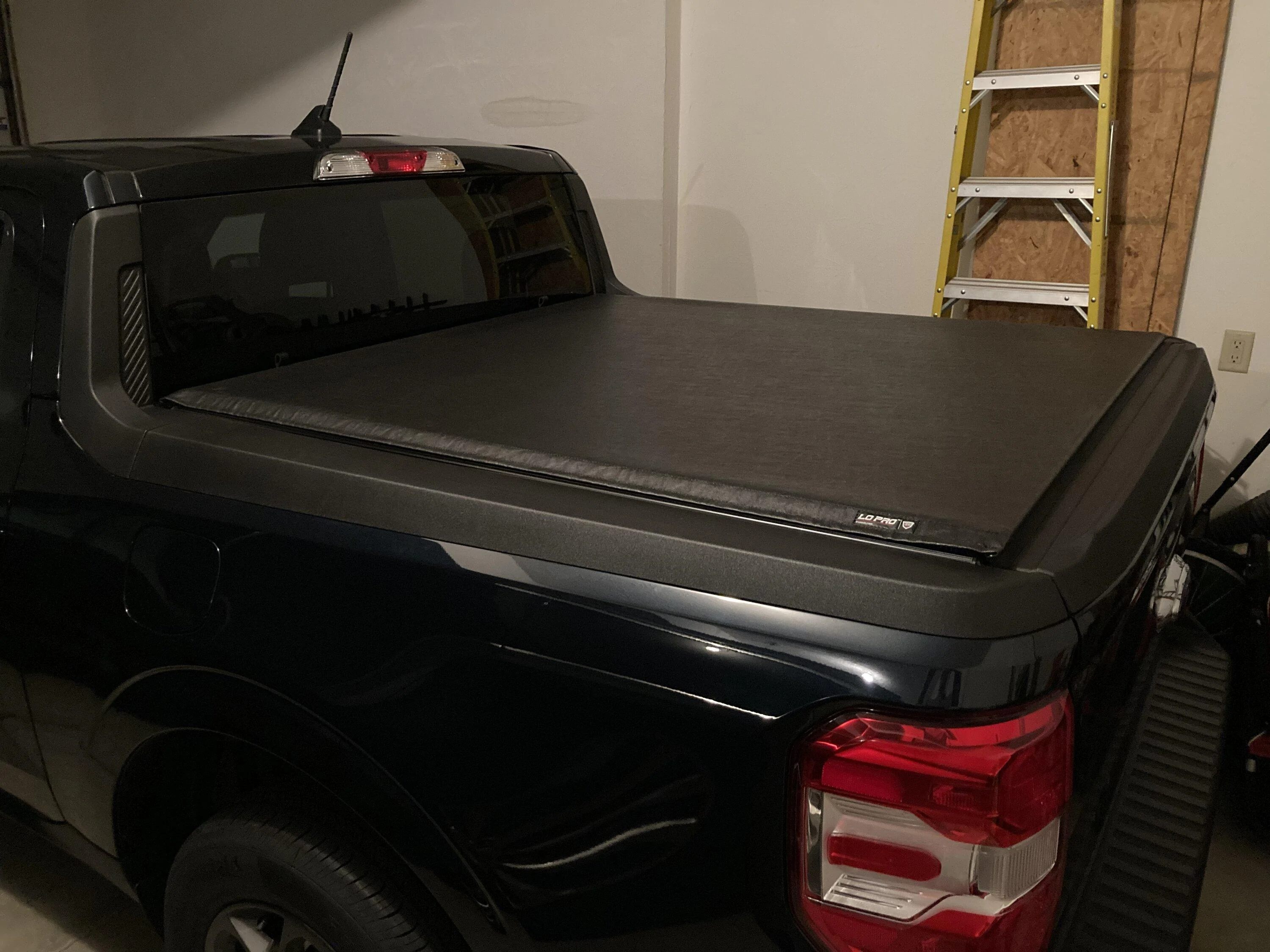 Ford Maverick I added USB power and lighting to my XLT truck bed - DIY writeup & photos 89731699-ACF8-465B-AF39-EDB8ACC736FB