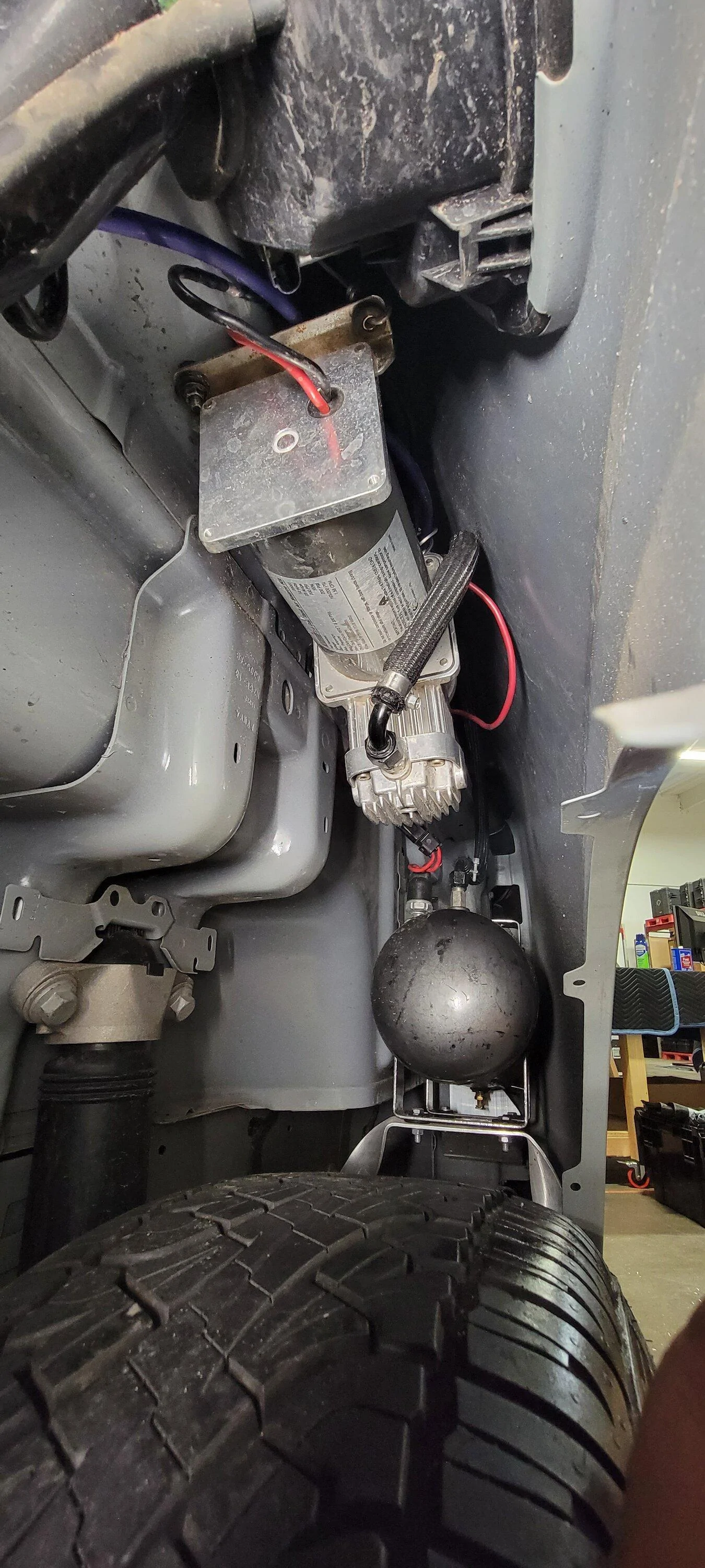 Ford Maverick Compressor in bed mod 20220825_204954