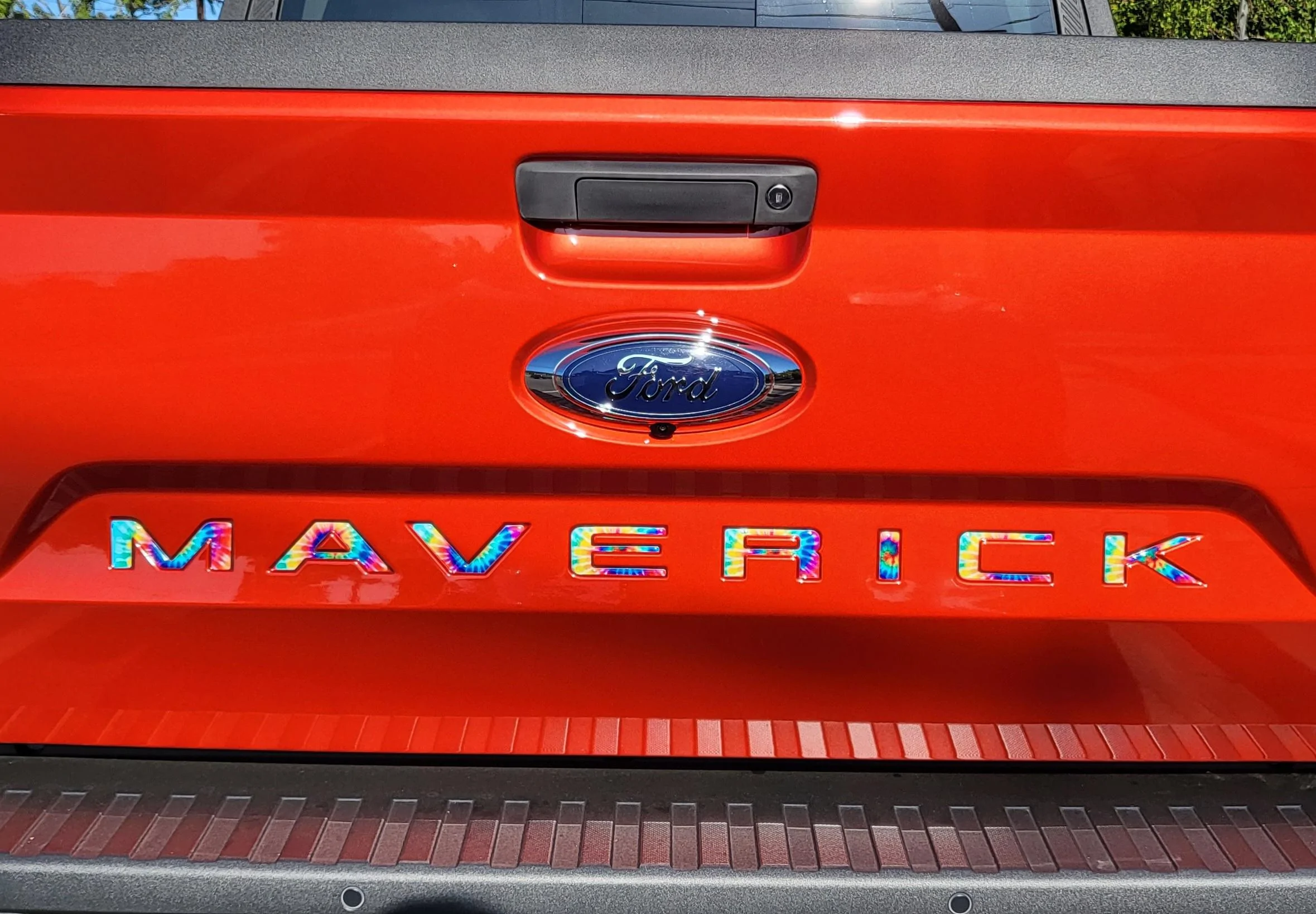 Ford Maverick Tailgate Lettering- Black or Chrome? (Velocity Blue Paint) 20220625_075804