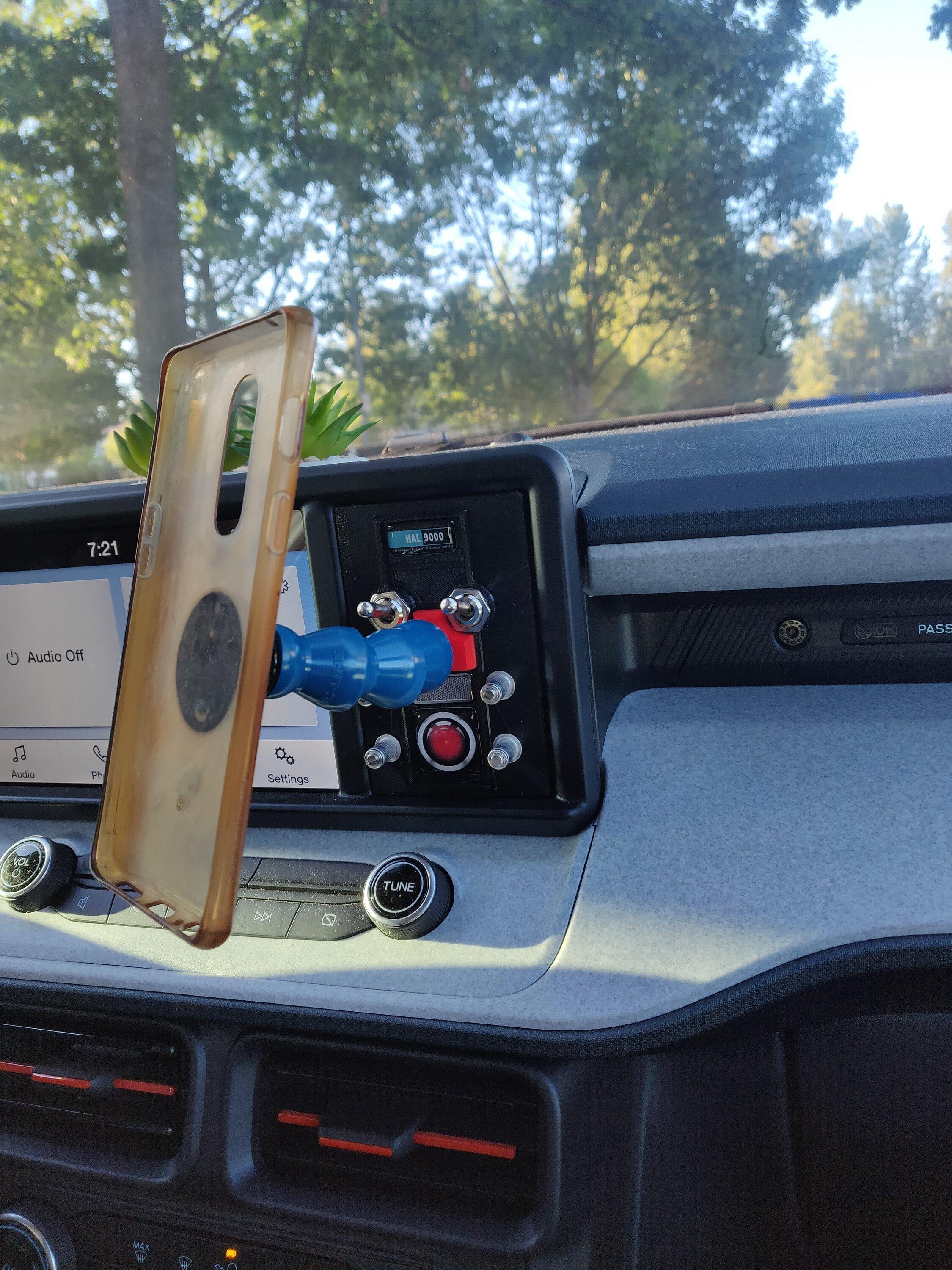 Ford Maverick Dash cubby hole -- what's in yours? 📸 IMG_20220829_072138