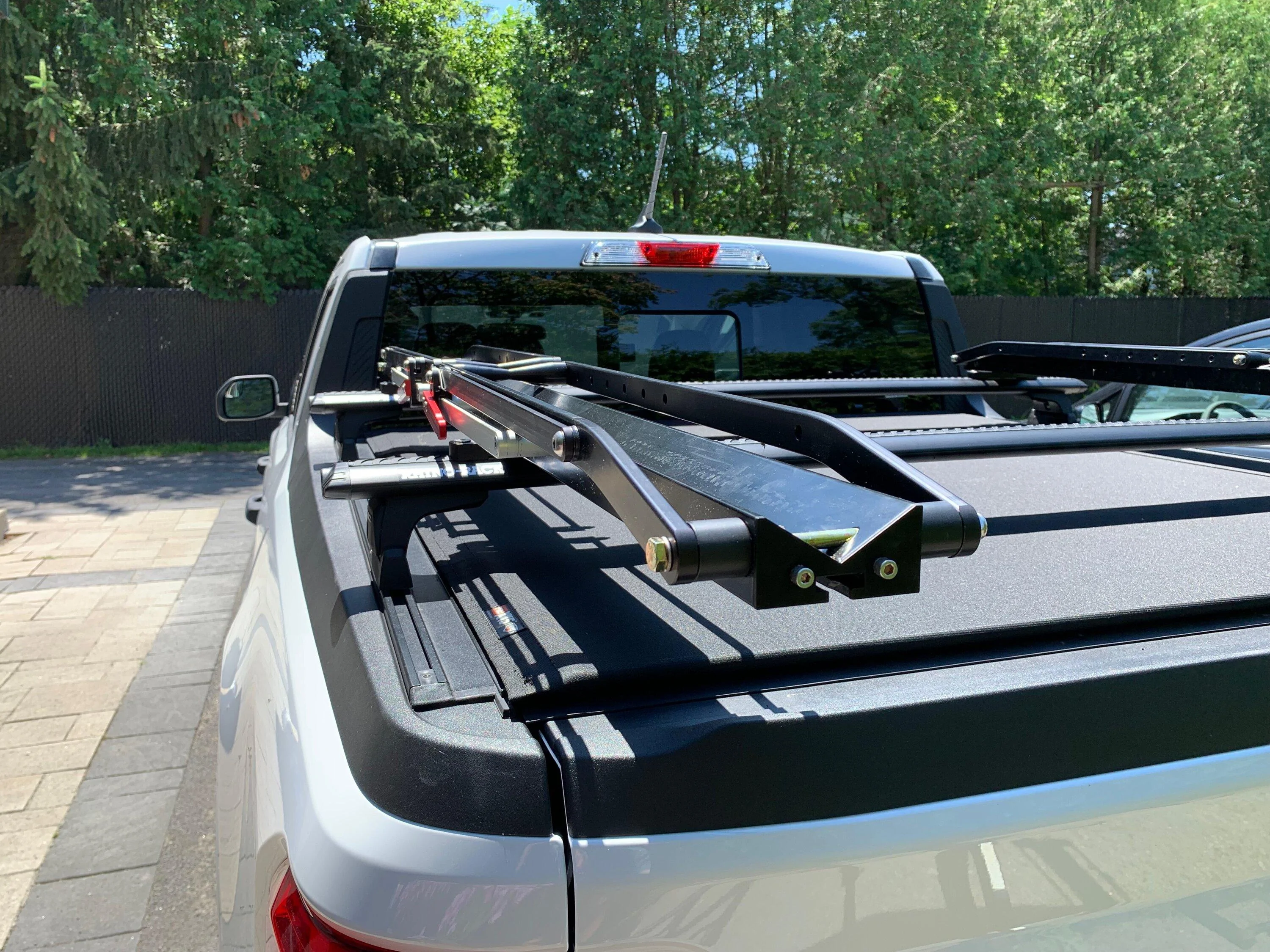 Ford Maverick 1up bike rack installed 1661800755415