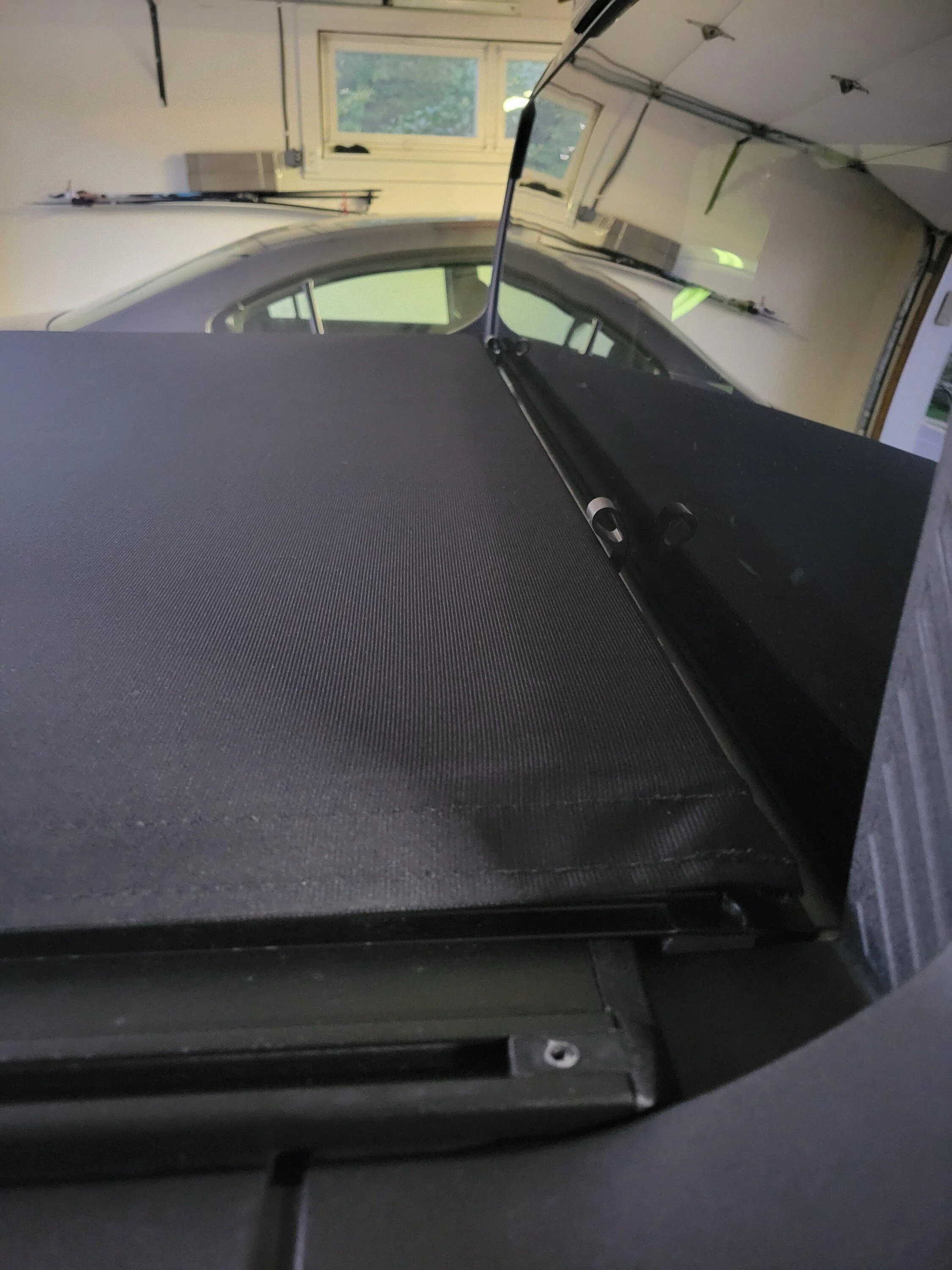 Ford Maverick Fluttering Roll-up Bed Cover with DIBL 20220830_195852