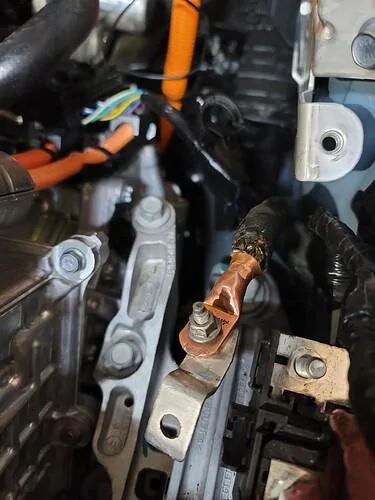 Ford Maverick ****REGARDING DEAD HYBRID MAVERICKS ISSUE**** 1662138043075