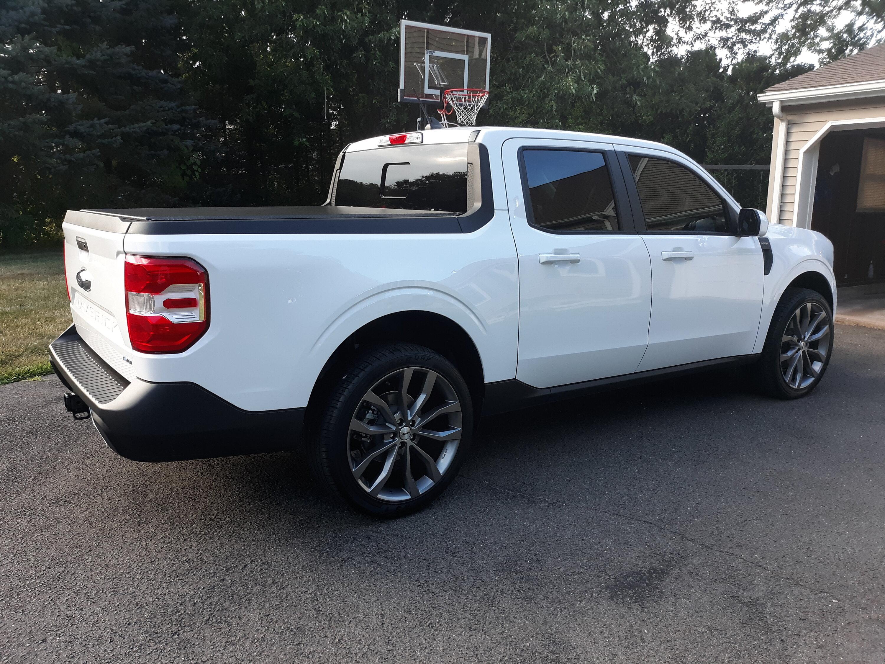 Ford Maverick Pics 2022 ford maverick 2018 Ford Edge hyper silver wheels 20220802_183155