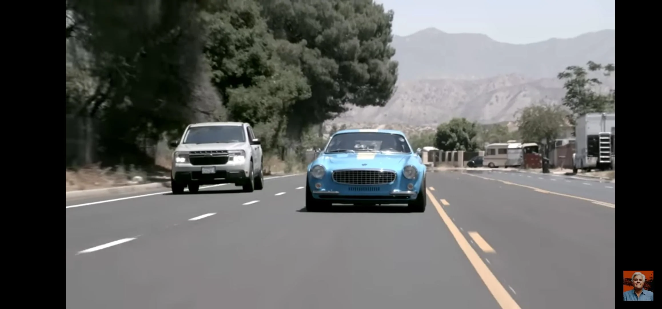 Ford Maverick Maverick photobombs Jay Leno's Garage Screenshot_20220910-001441_Chrom