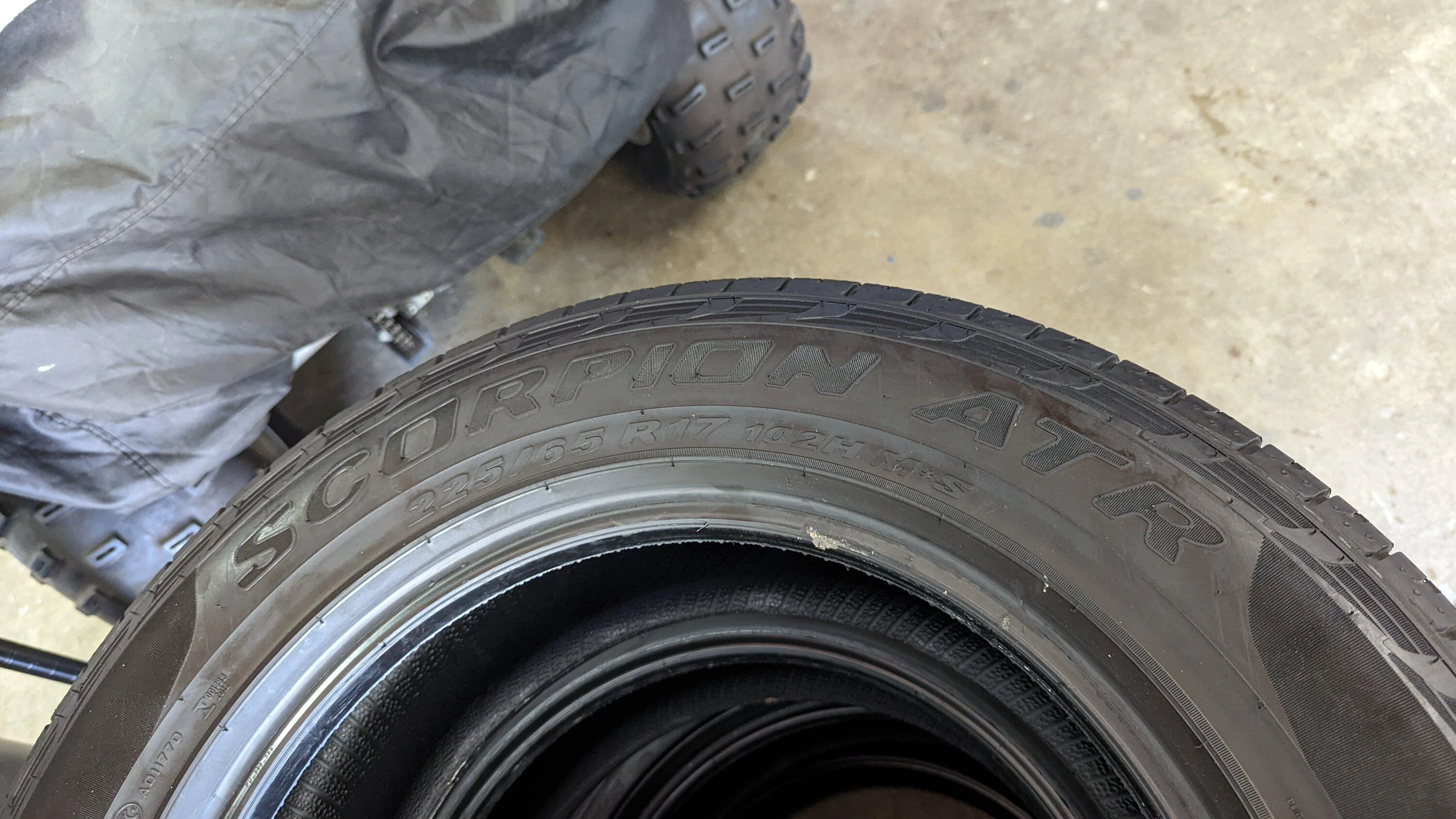 Ford Maverick Pirelli Scorpion ATR 225/65/R17 LA/OC Area PXL_20220802_190448621