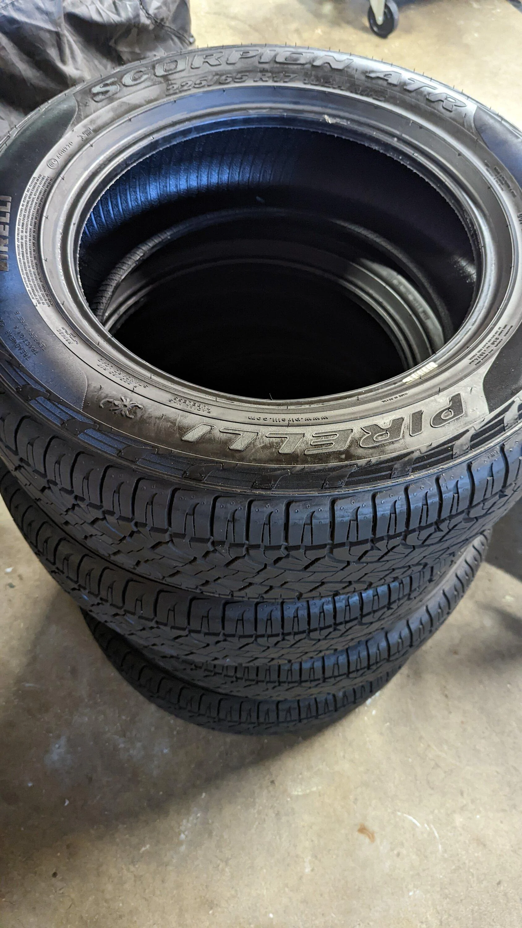 Ford Maverick Pirelli Scorpion ATR 225/65/R17 LA/OC Area PXL_20220806_021223530