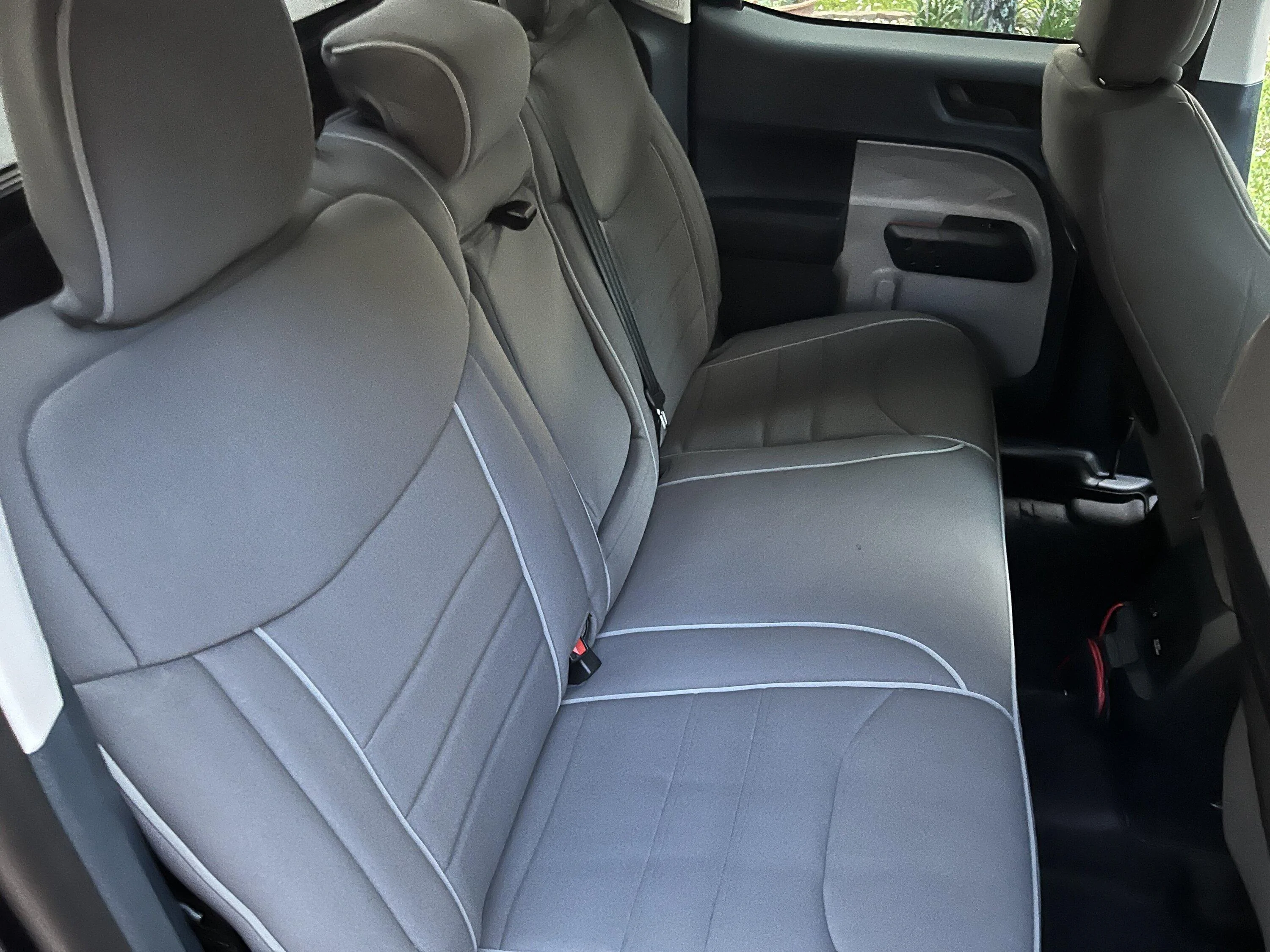 Ford Maverick Seat Covers 31EB1B8D-CE8B-4318-B173-A6F2FFDD69F6