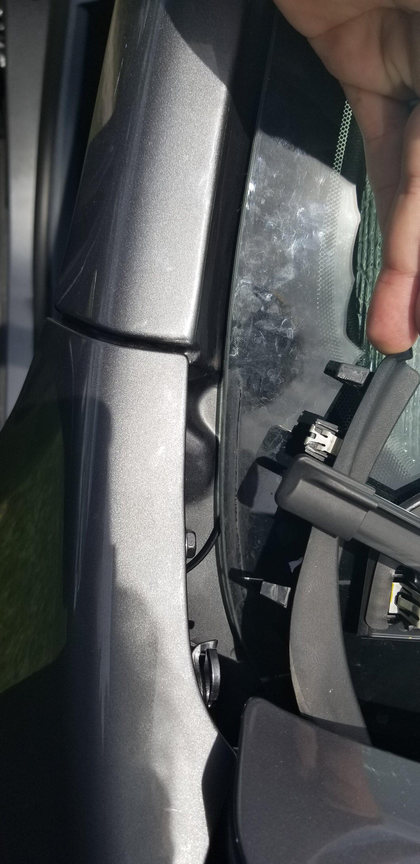 Ford Maverick Sirius XM Install in XL Hybrid- Commander Touch - Tool-Less (Almost) 20220915_131446