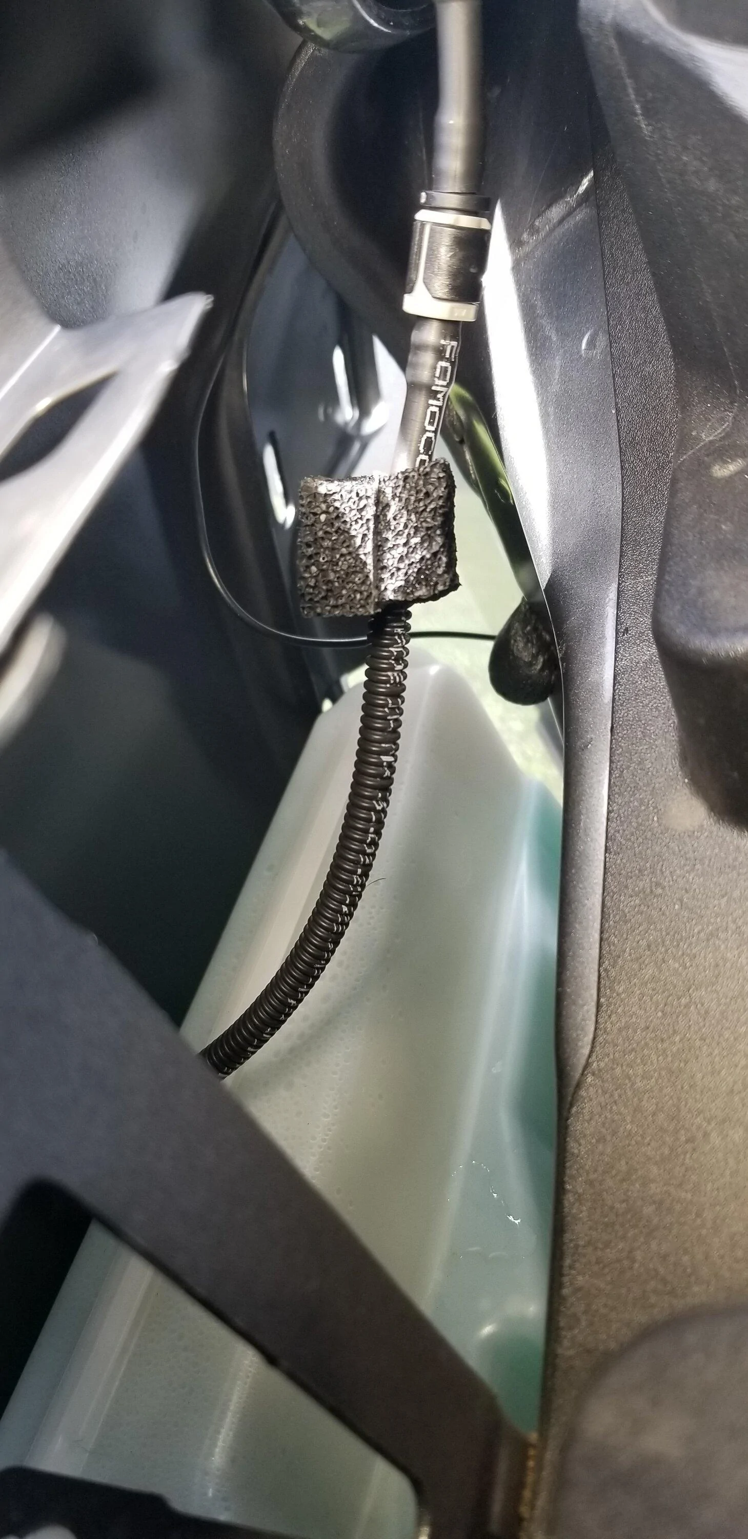 Ford Maverick Sirius XM Install in XL Hybrid- Commander Touch - Tool-Less (Almost) 20220915_131552