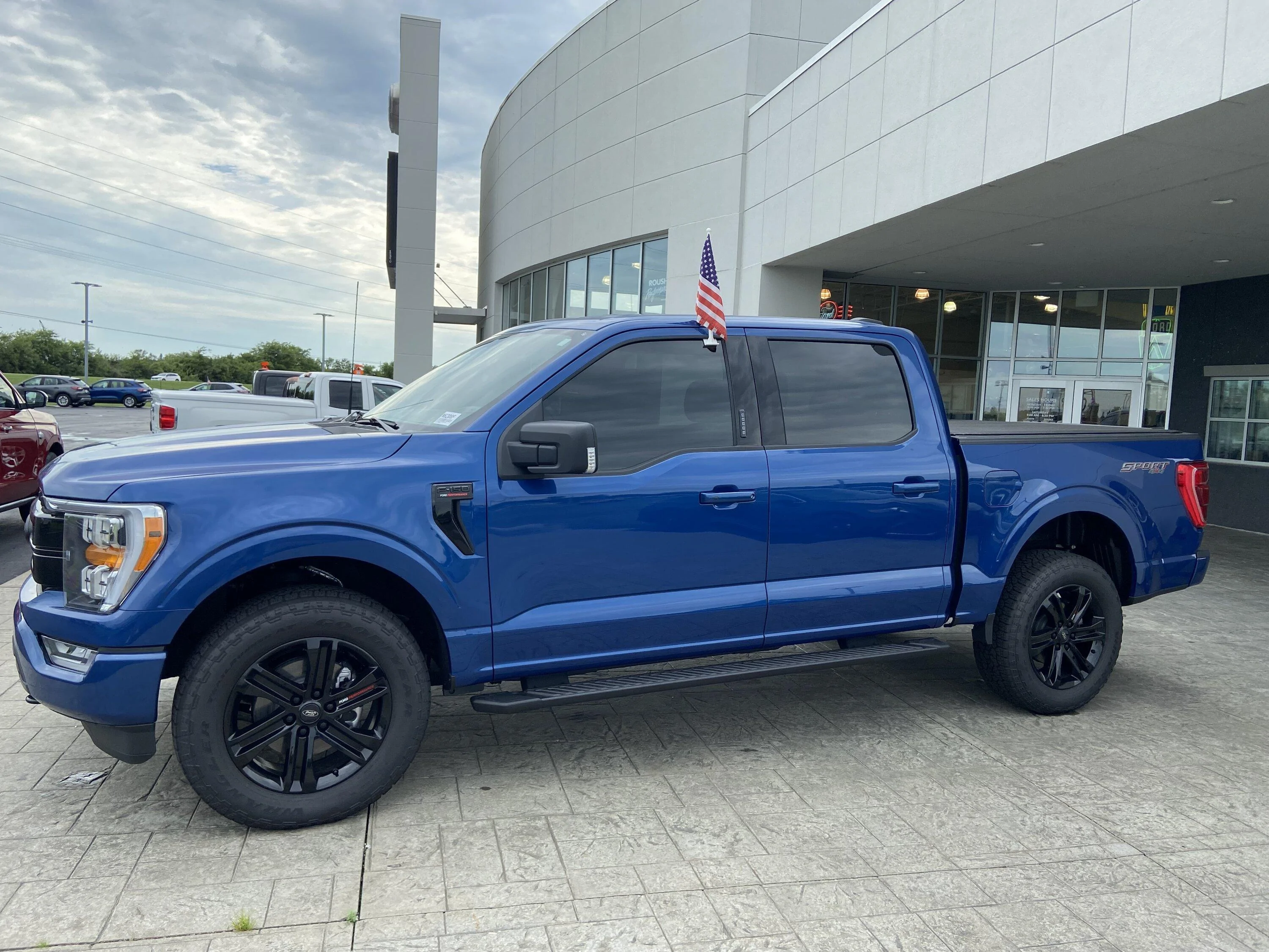 Ford Maverick Folks ordering the Atlas Blue? DBC51800-D6AE-441B-881E-45A72A4D49CF