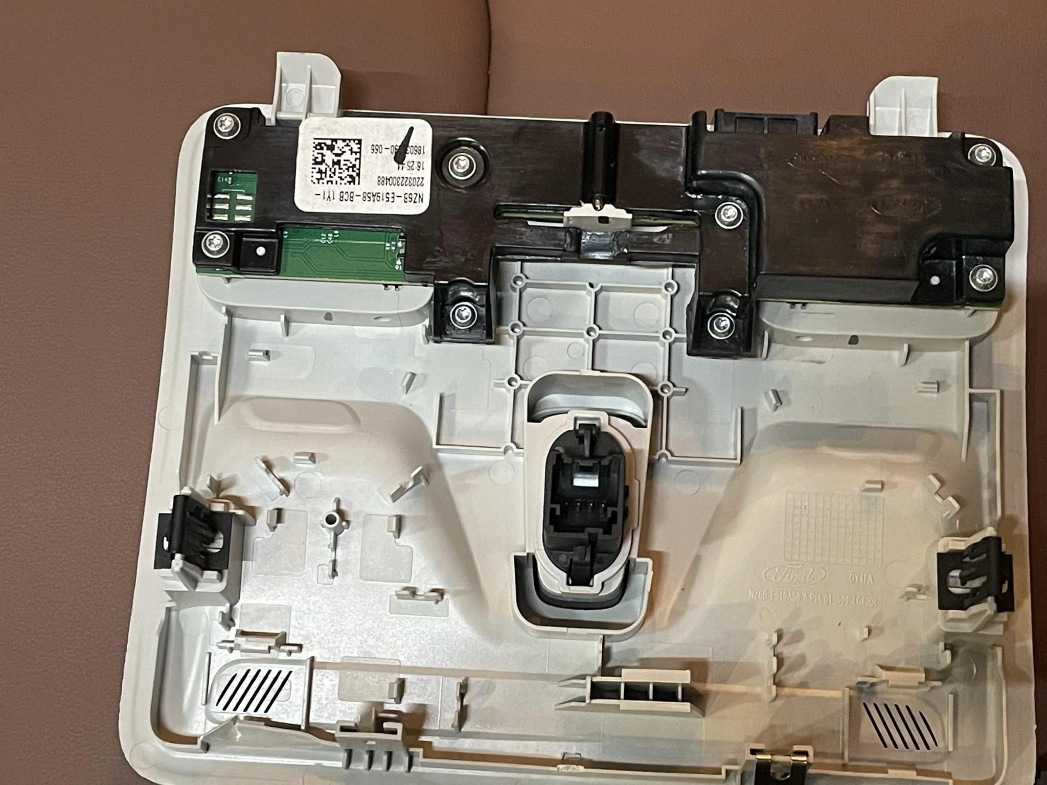 Ford Maverick Anyone have photos of sunroof/interior lighting control panel? A83461FF-24C1-424C-A903-A464E272EACC