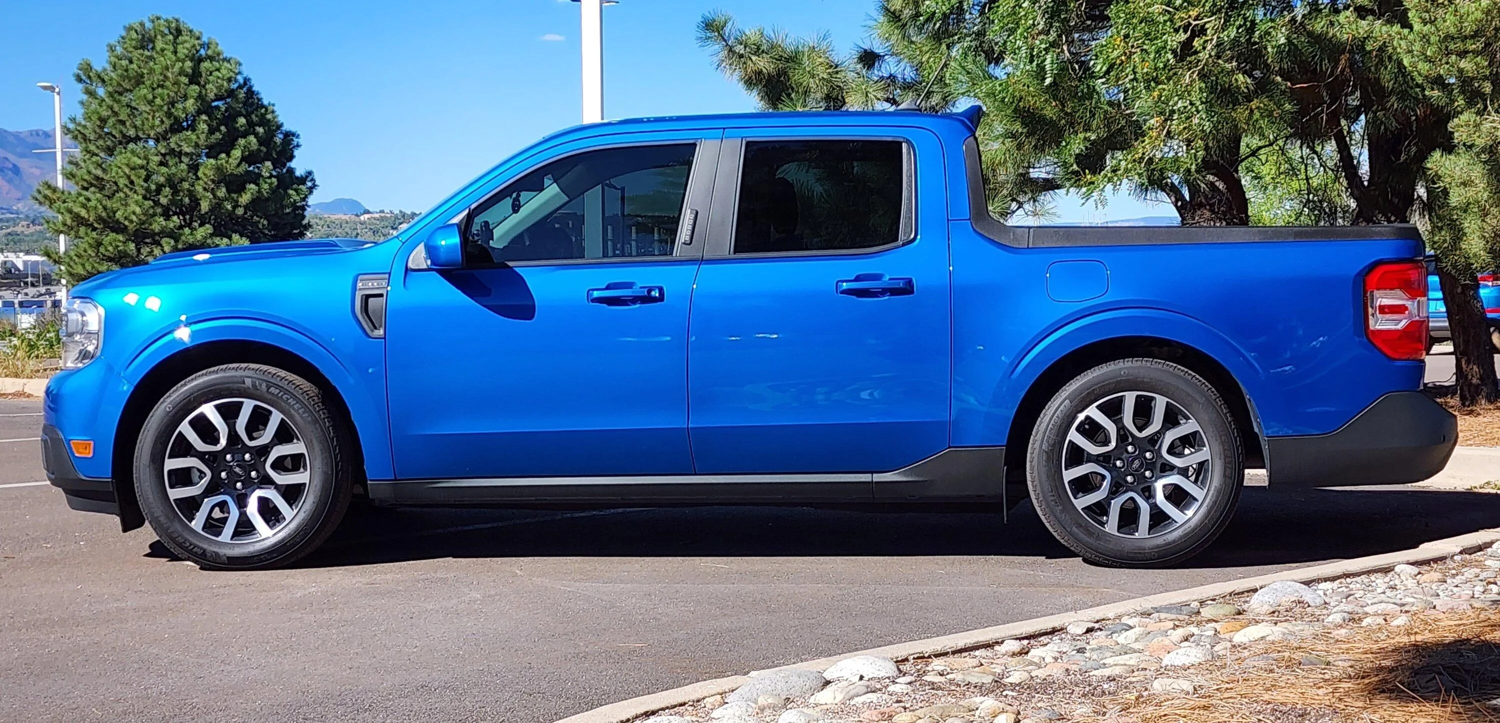 Ford Maverick VELOCITY BLUE Maverick Photos Thread 20220924_151948