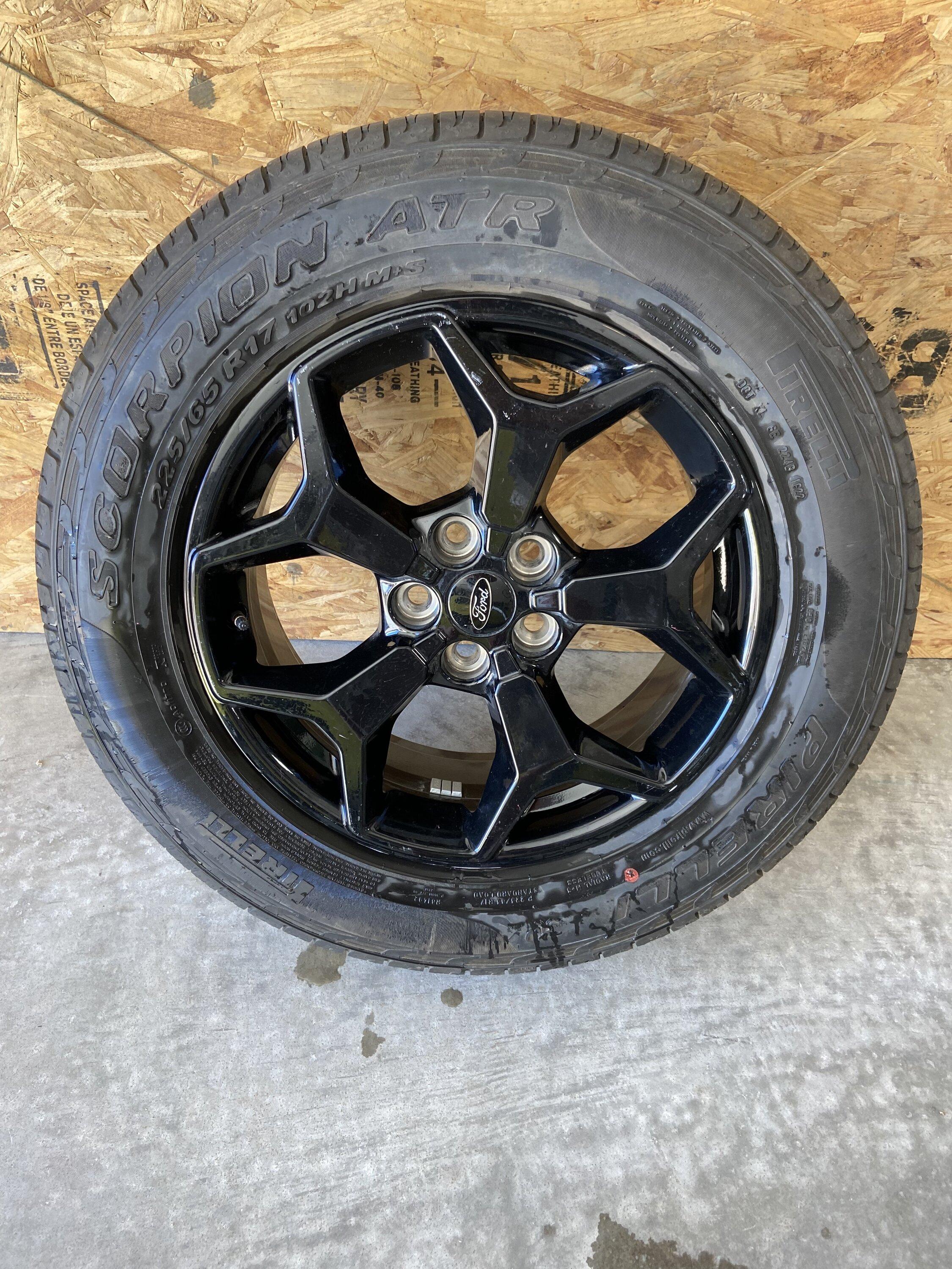 Ford Maverick XLT FX4 Wheels FA0D9B41-8529-4201-8281-CC6E0CDEDCCD