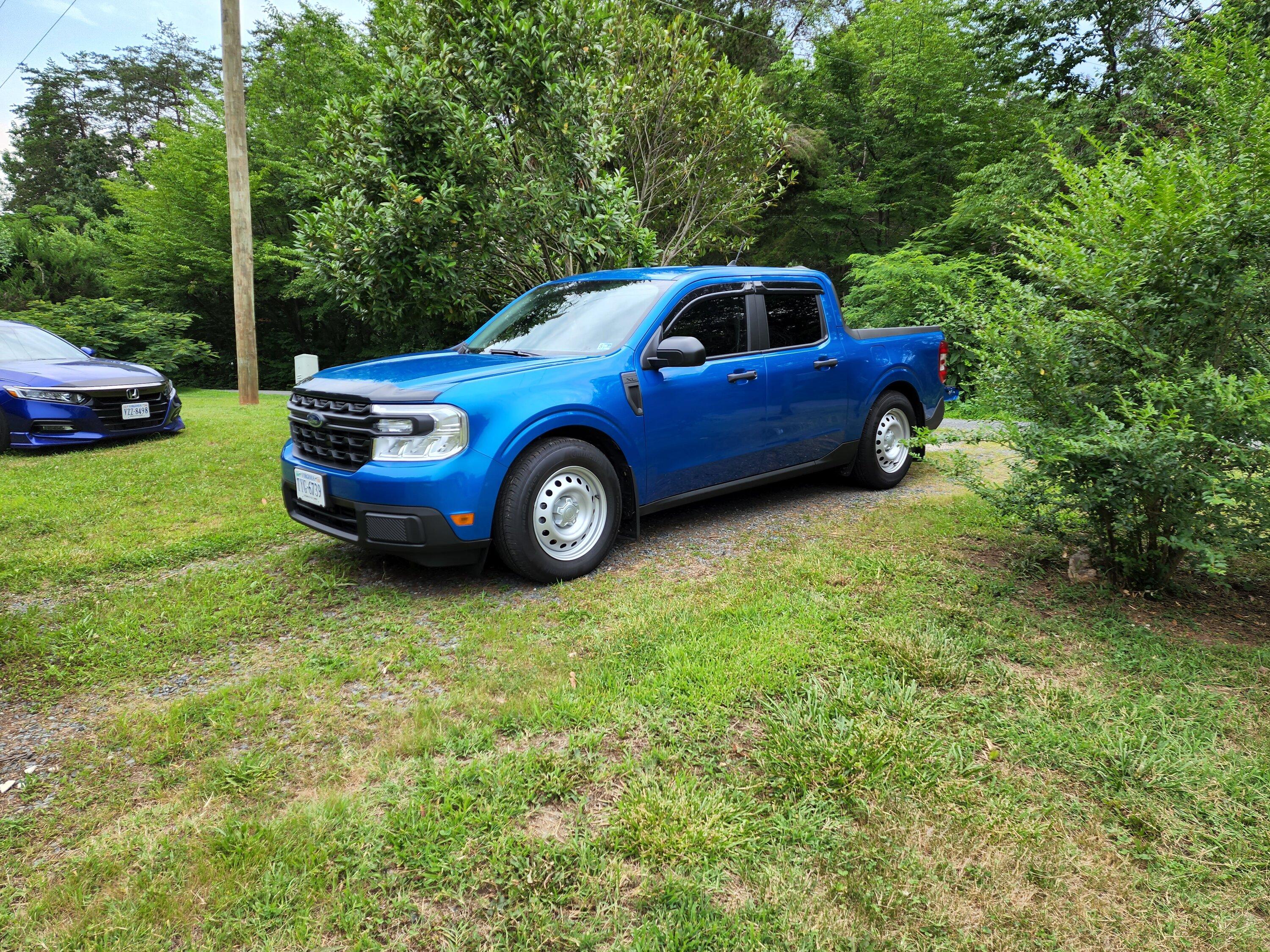 Ford Maverick 22 XL Lobo St Paddle shifters ,f150 Fog light Switch and Fog lights, Rotiforms Wheels Scale Suspension lowered and much more Oem Ford Accesories. 20220701_172355