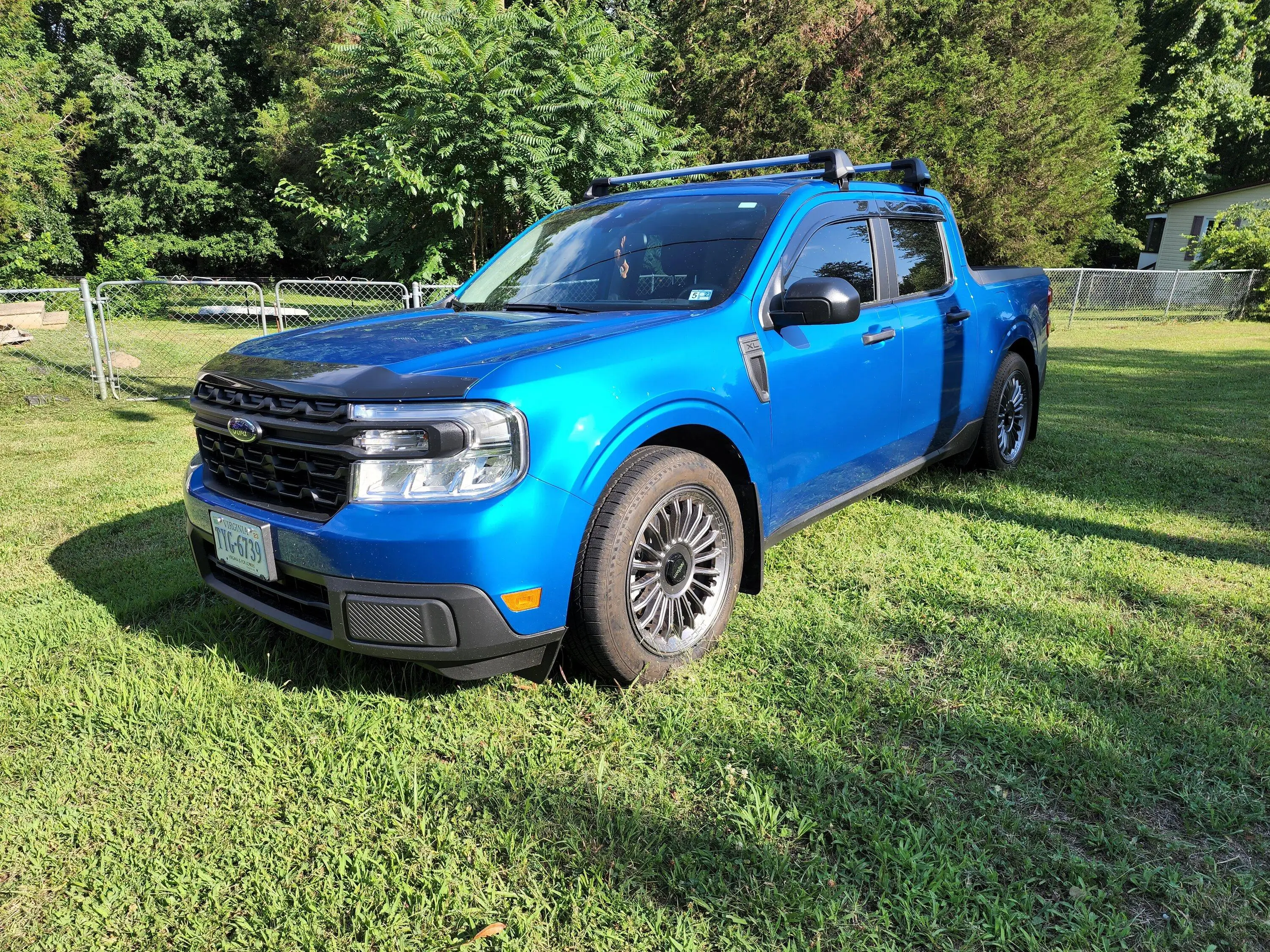 Ford Maverick 22 XL Lobo St Paddle shifters ,f150 Fog light Switch and Fog lights, Rotiforms Wheels Scale Suspension lowered and much more Oem Ford Accesories. 20220721_172118