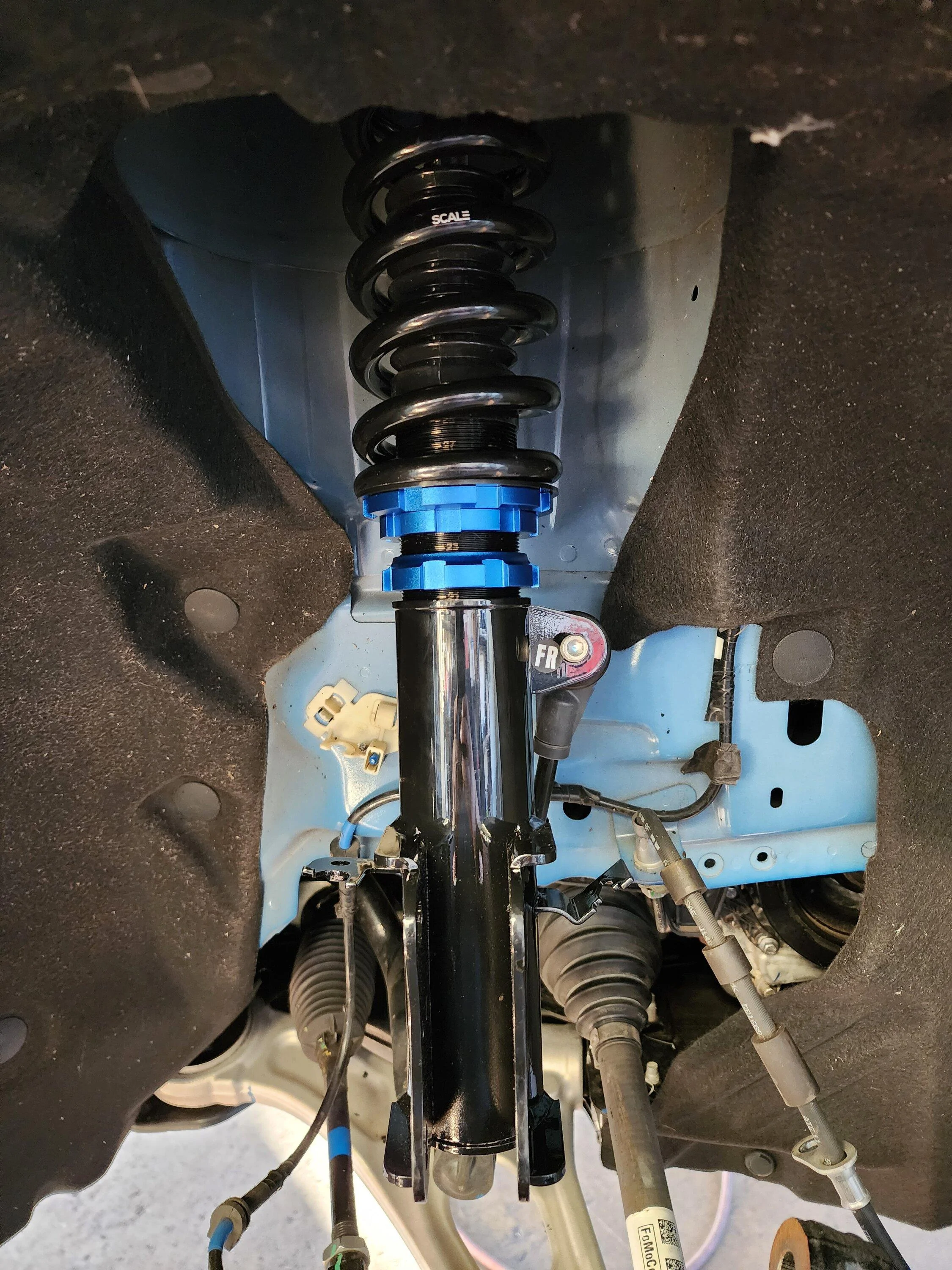 Ford Maverick 22 XL Lobo St Paddle shifters ,f150 Fog light Switch and Fog lights, Rotiforms Wheels Scale Suspension lowered and much more Oem Ford Accesories. 20220922_181917