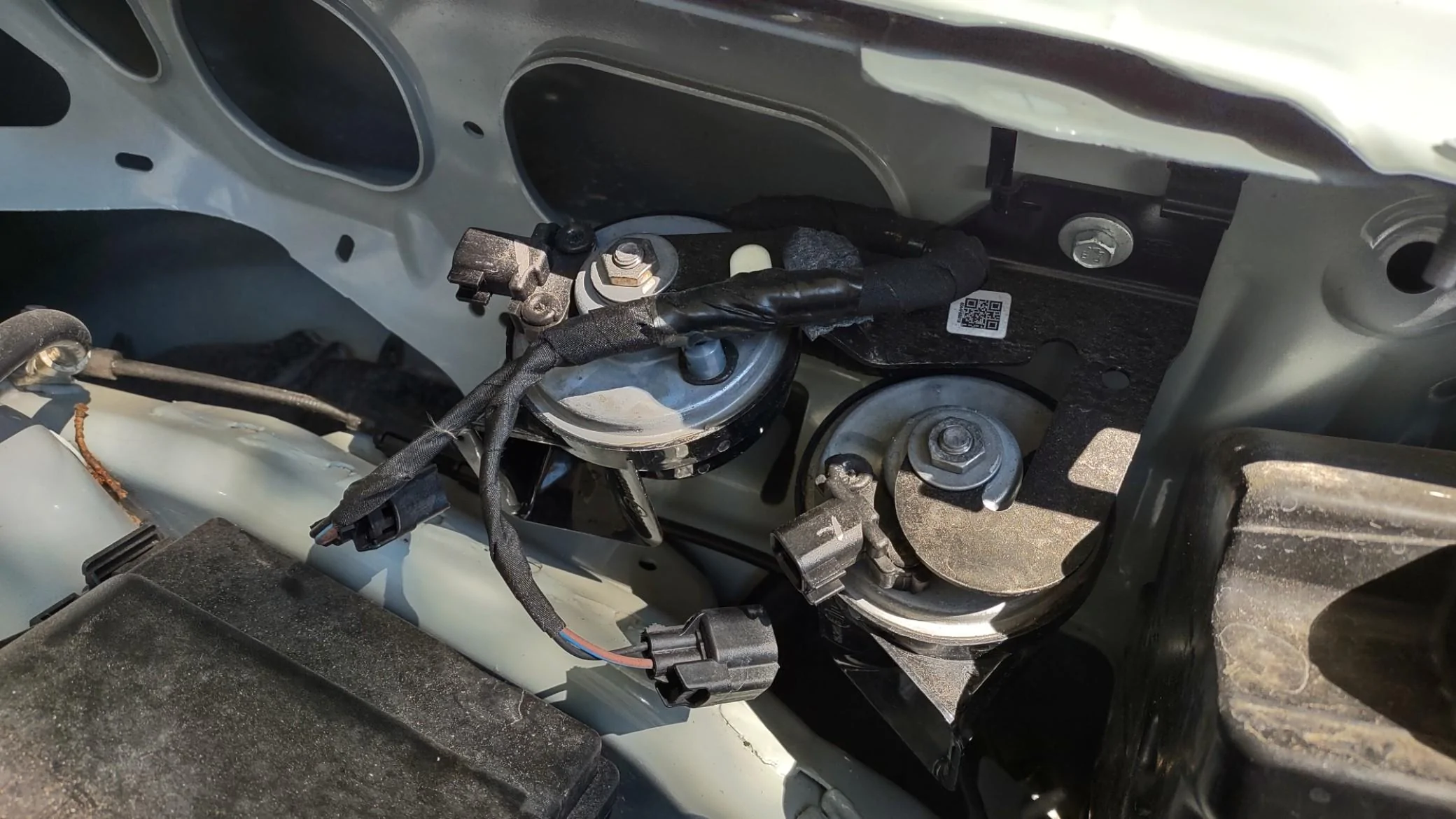 Ford Maverick Horn hack... 1664644614423