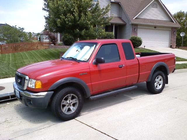 Ford Maverick 2022 Maverick vs 2008 Ranger Comparison Look Side by Side 1664742157852