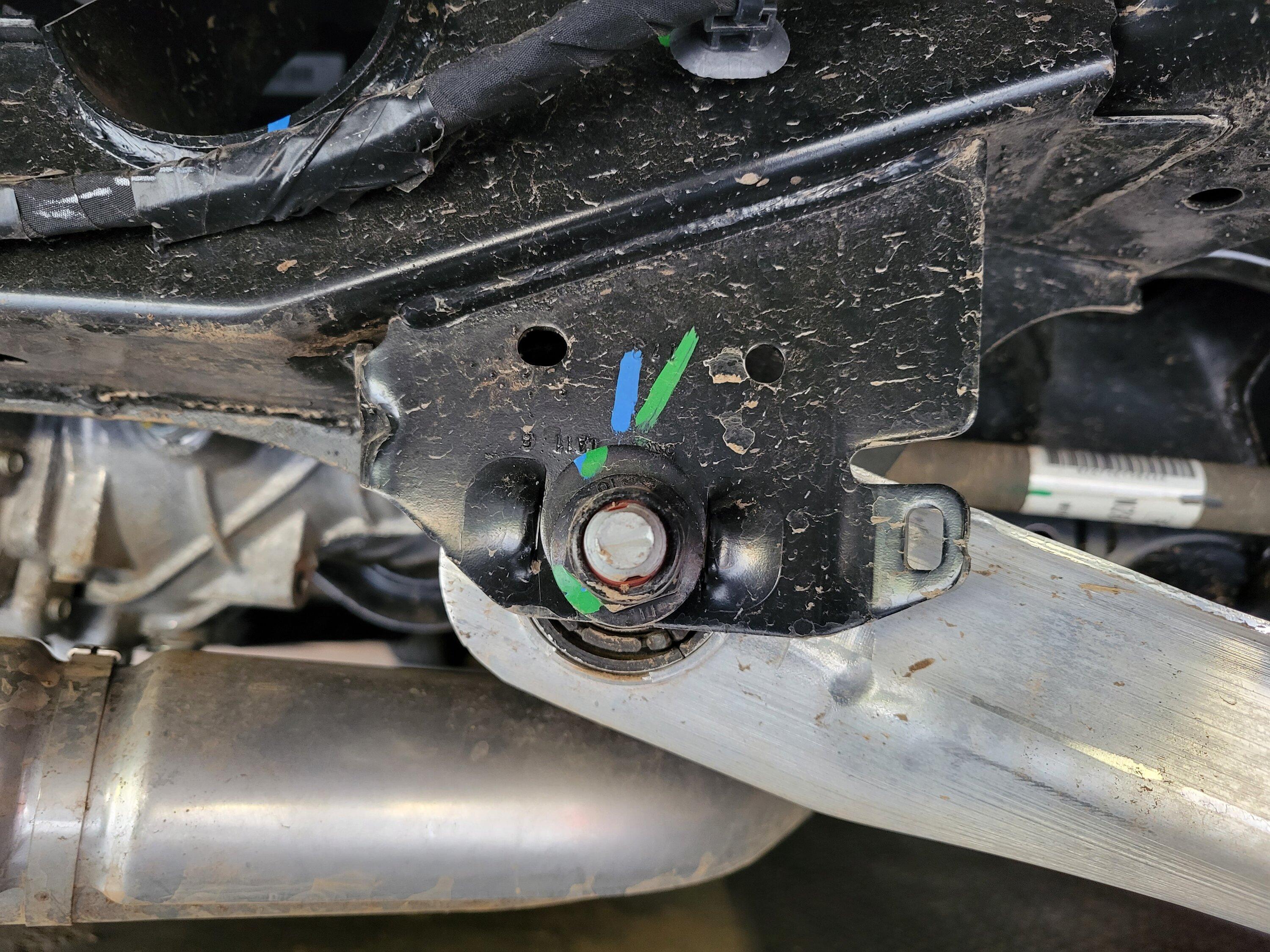 Ford Maverick Factory Alignment - Mismarked fasteners 20221003_172530