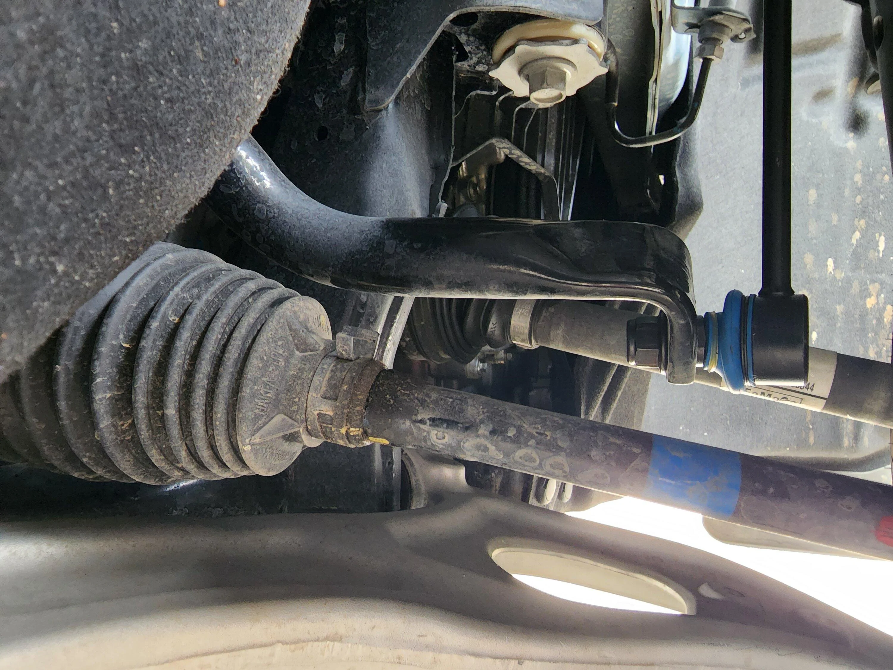 Ford Maverick 2.5 inch superlift added. 20221004_105646
