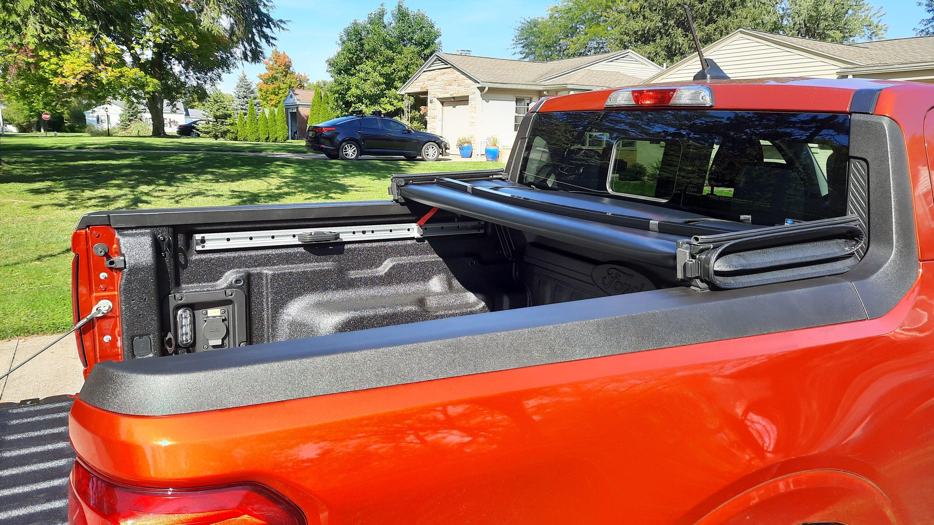 Ford Maverick Tyger tonneau cover installed 20221005_150856