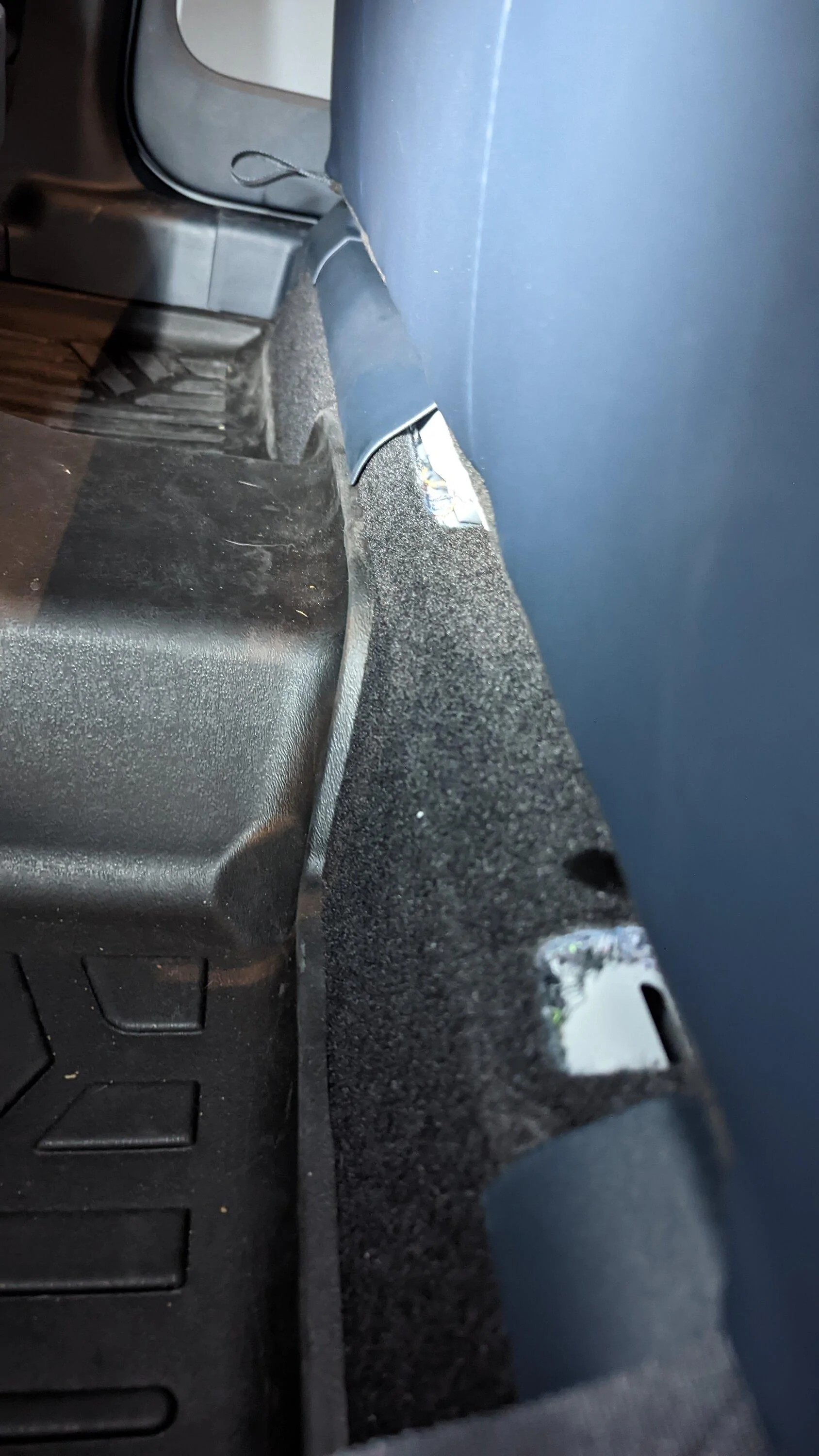 Ford Maverick Adding 8" sub & amp to B&O PXL_20221001_133158035(1)