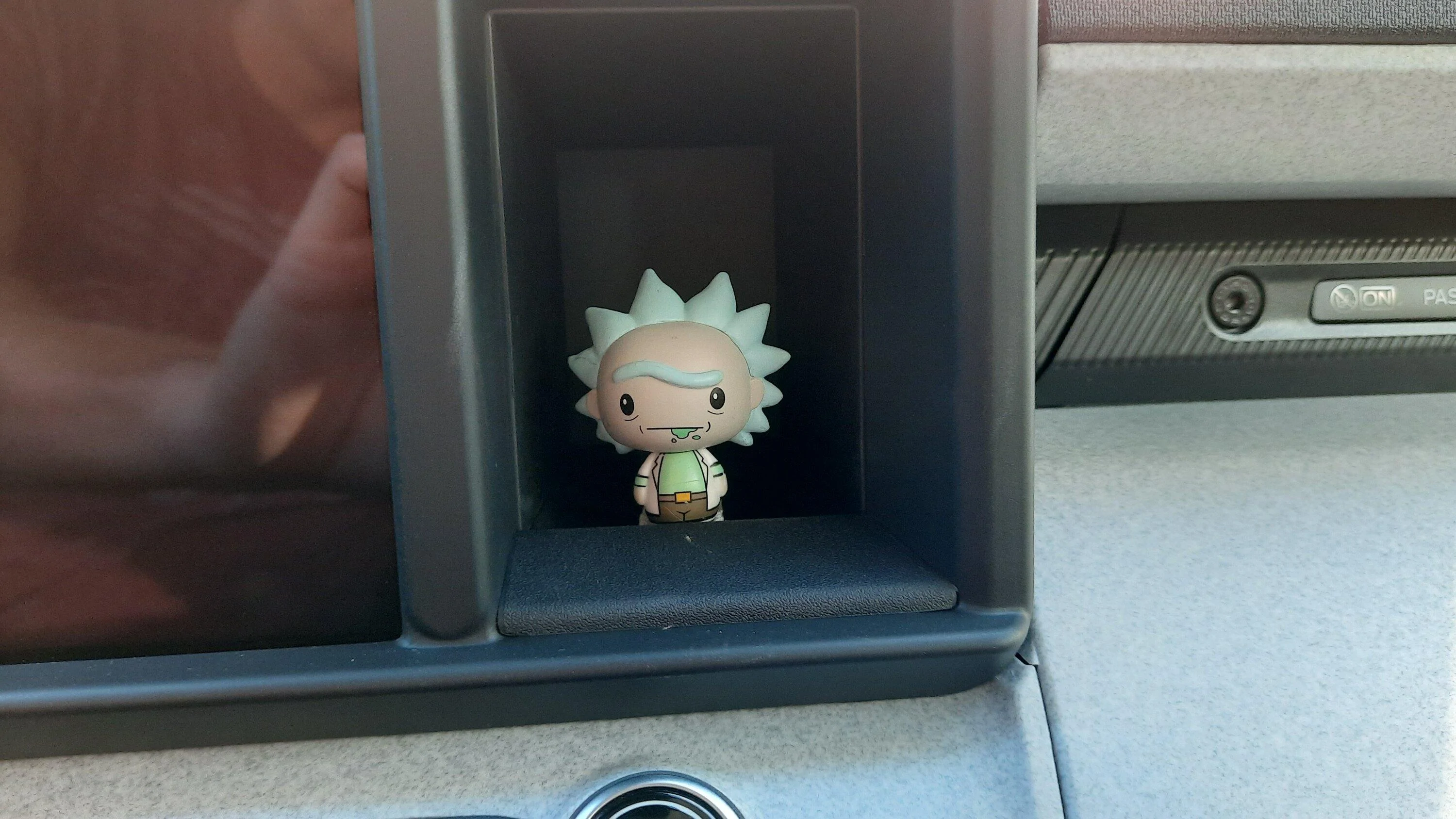 Ford Maverick Creative Ideas for Dash Cubby Storage 20221002_171545
