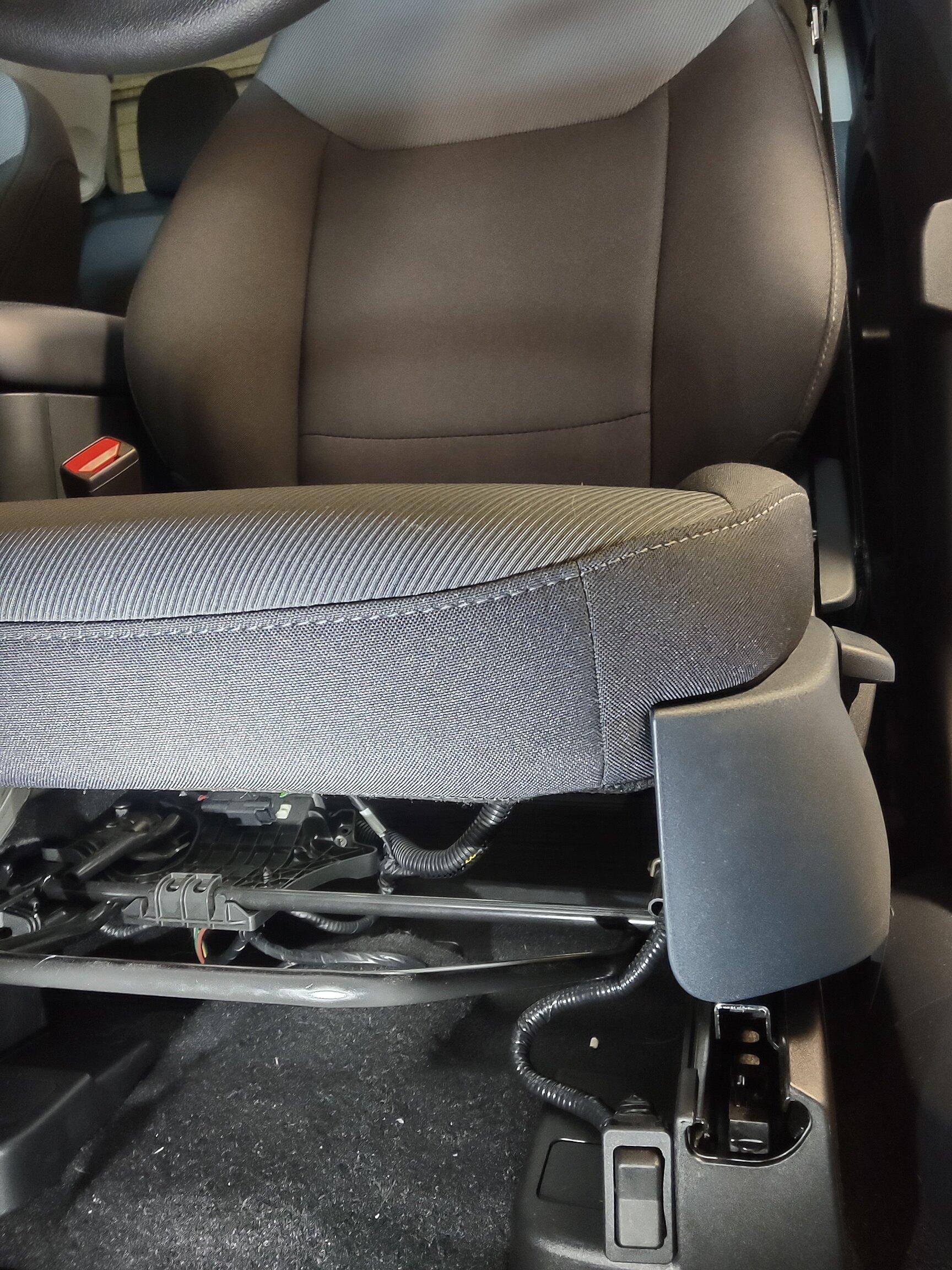 Ford Maverick I added factory power lumbar support to my XL Maverick seat IMG_20221008_155741359_HDR